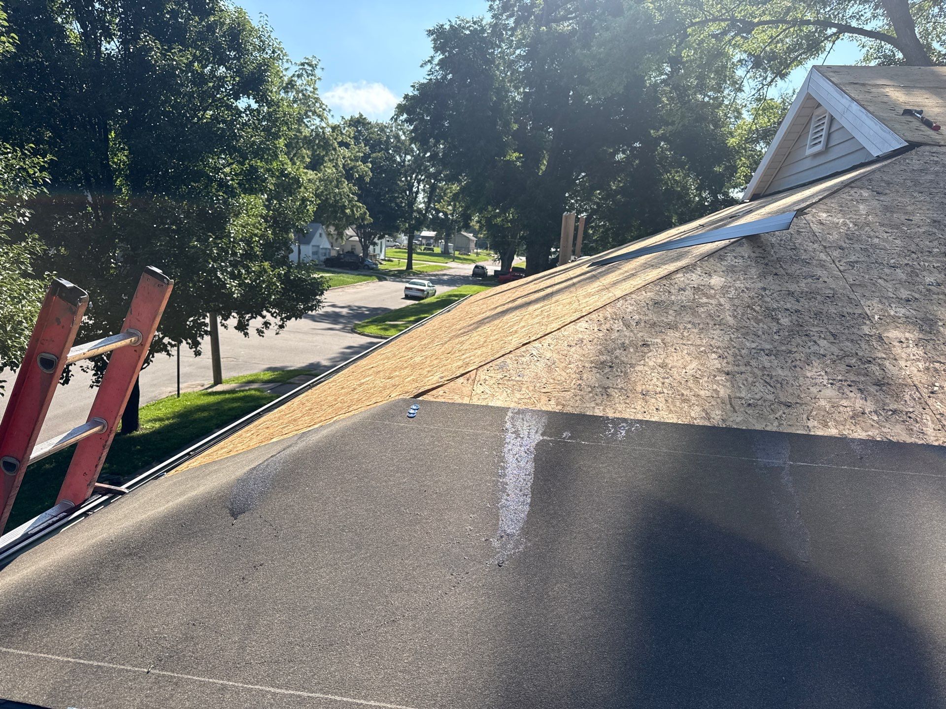 Full Roof Replacement Featuring Architectural Shingles in Falls City, NE by Star Home