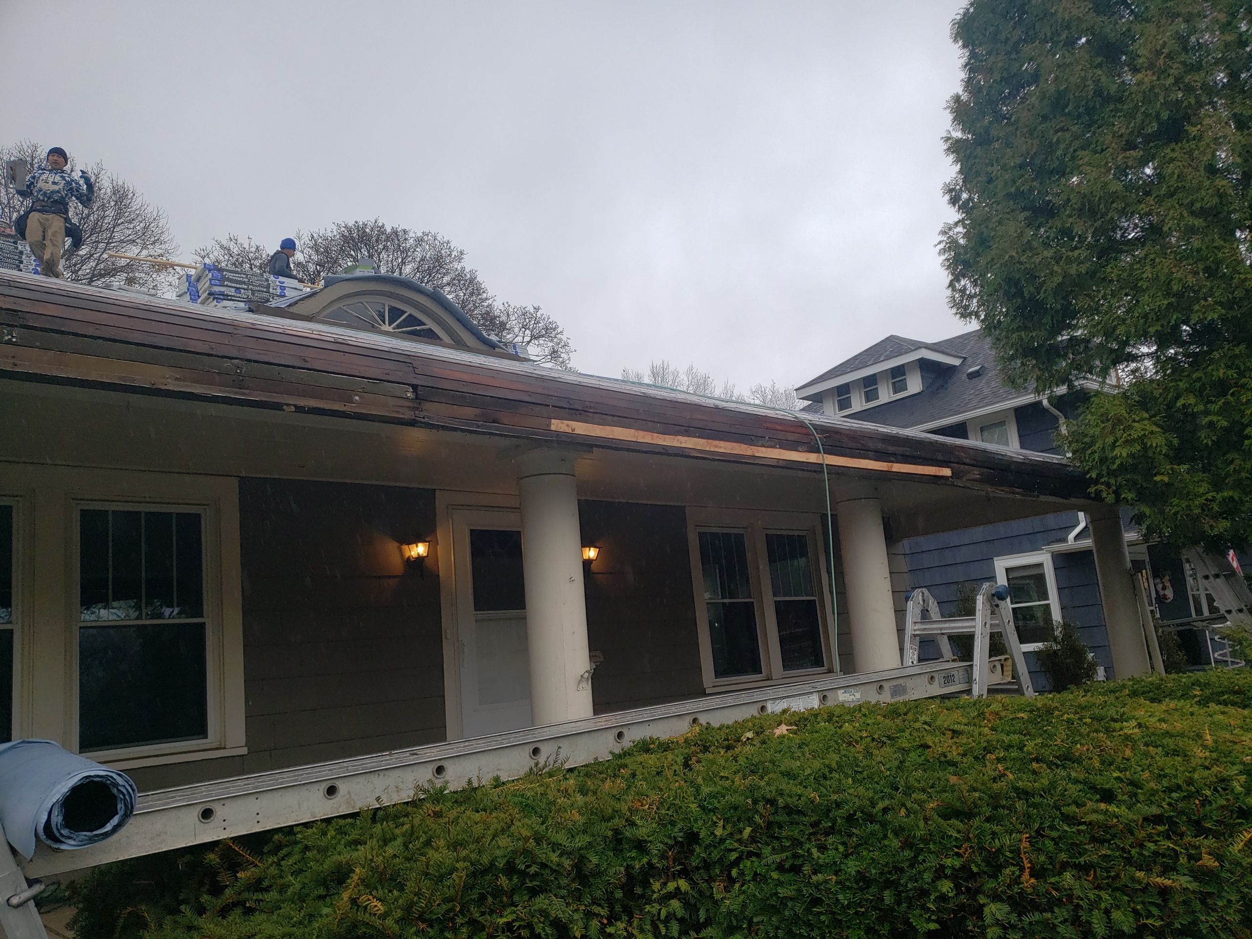 ATLAS PINNACLE COLOR: PRISTINE HEATHER by Eagle Eye Roofing