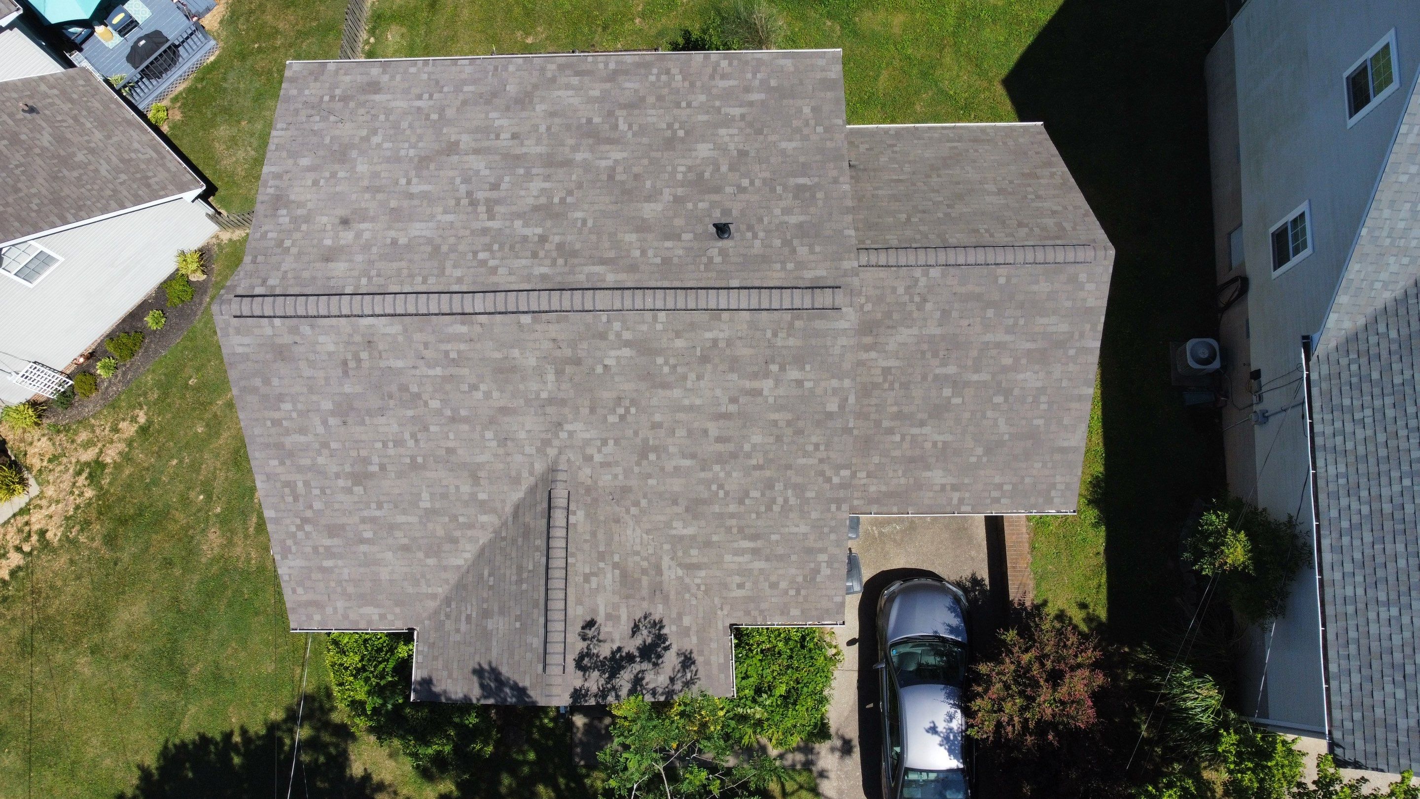Residential Roofing Installation using Owens Corning Oakridge Roofing System by Undersun Roofing 