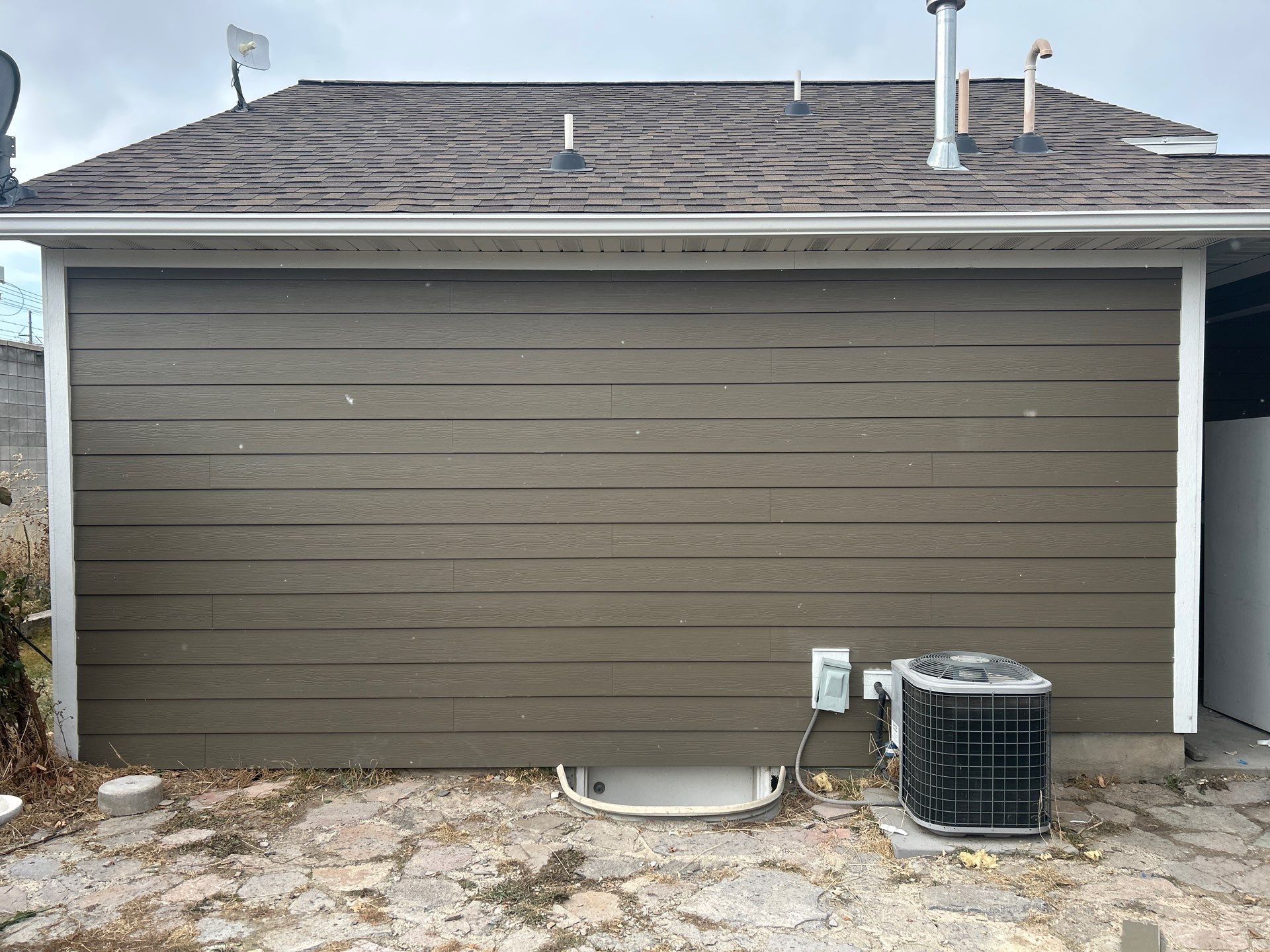 Orem | Complete Fiber Cement Upgrade | Timber Bark & Arctic White by Ideal Siding Utah