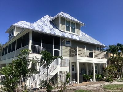 Half-Round Aluminum Gutters in Captiva FL