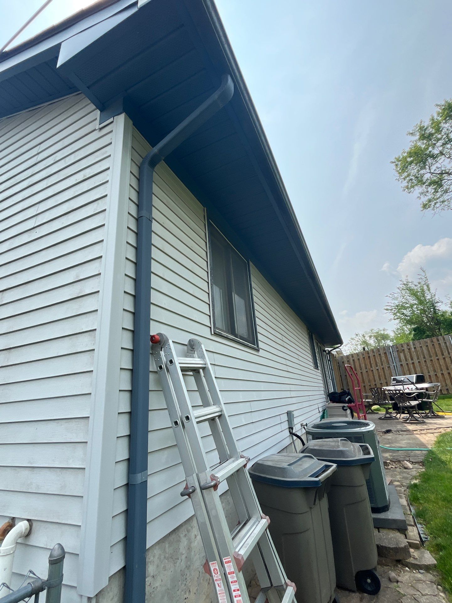 Siding Replacement using Alside Charter Oak D4.5" Cape Cod Grey by 180 Contractors