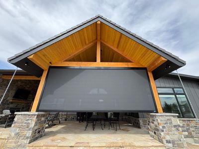 Motorized Screens using Progressive MagnaTrack Screens