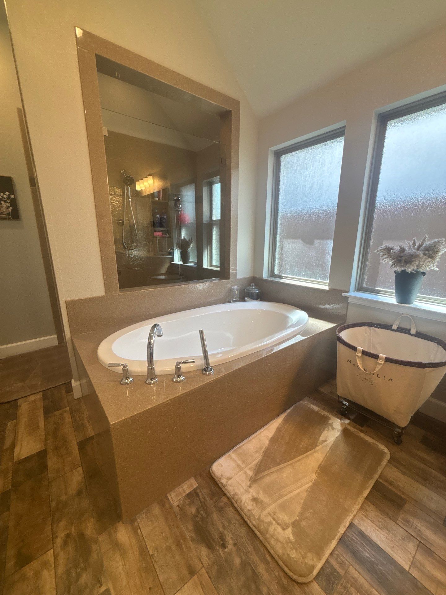 Master Bath (Onyx Collection) by New Bath Technologies