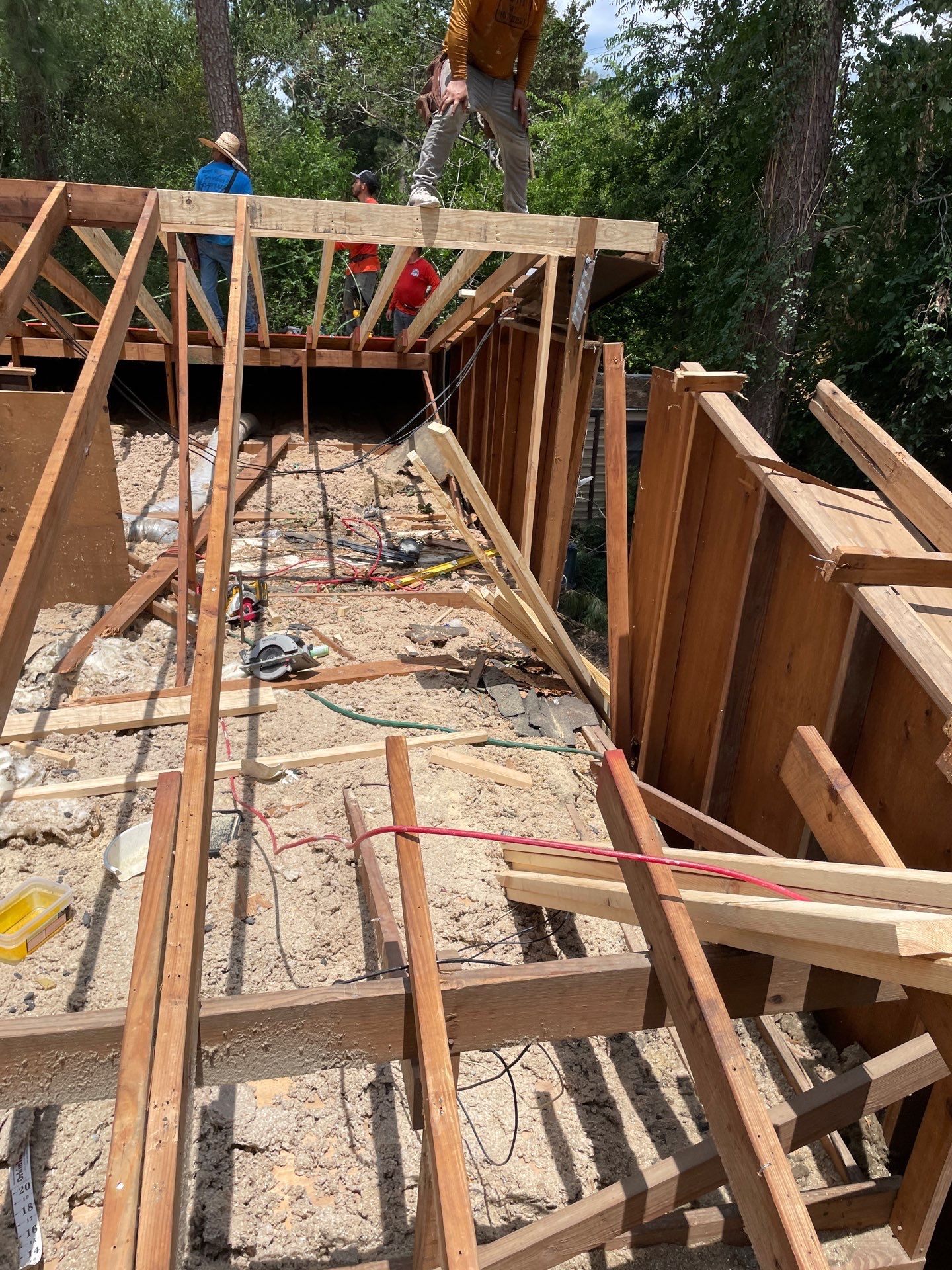 Residential Roofing Installation using Owen's Corning Duration (Lifetime) Shingles by Roof Repair Company