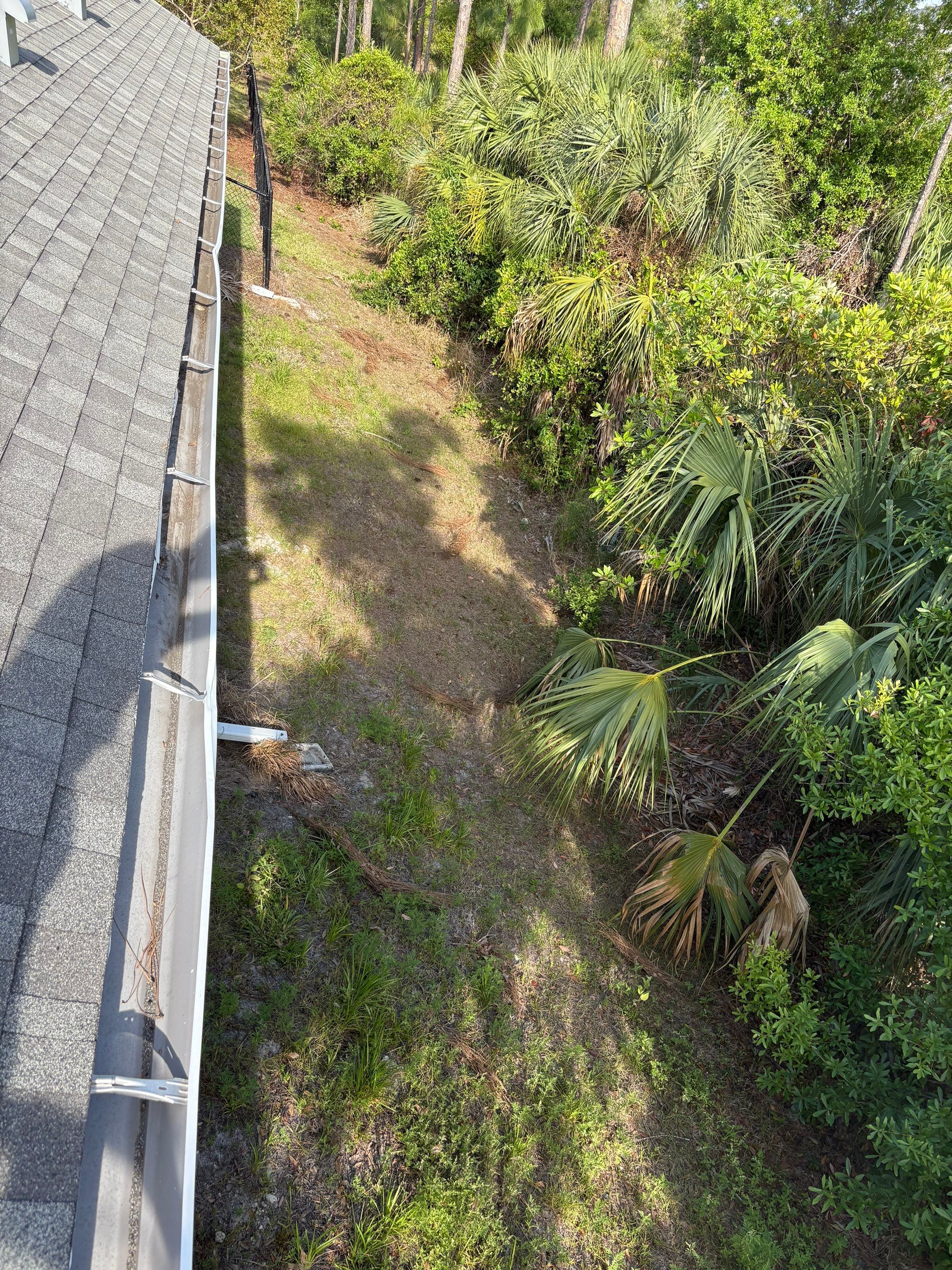 Cape Coral gutter cleaning job, job done at residential location