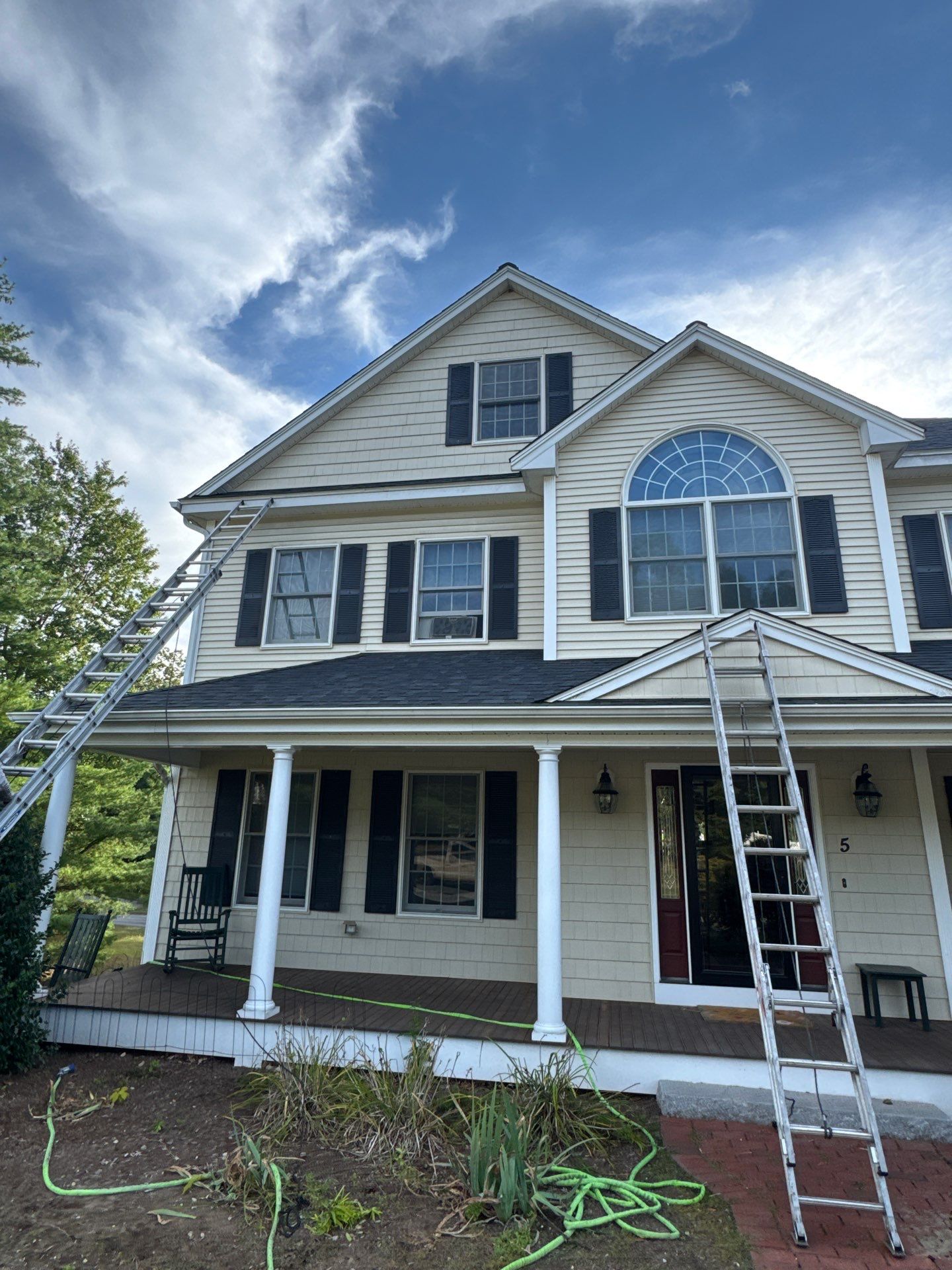 Complete Roof Replacement with Owens Corning TruDefinition Shingles by Mighty Dog Roofing of Greater Middlesex County