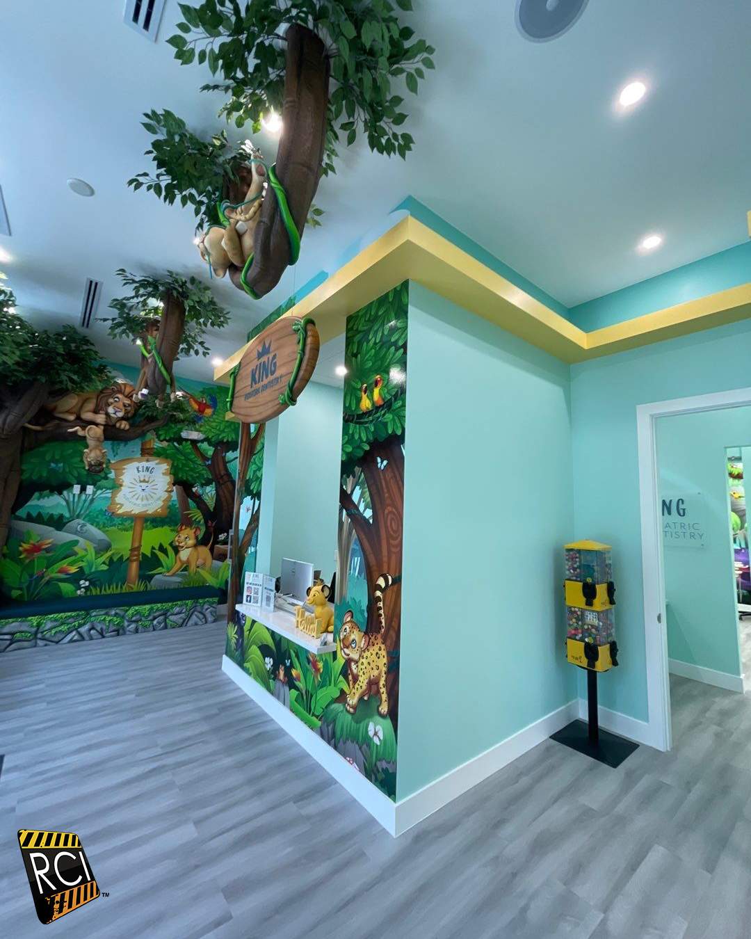 King Pediatric Dentistry by Ruiz Construction Inc