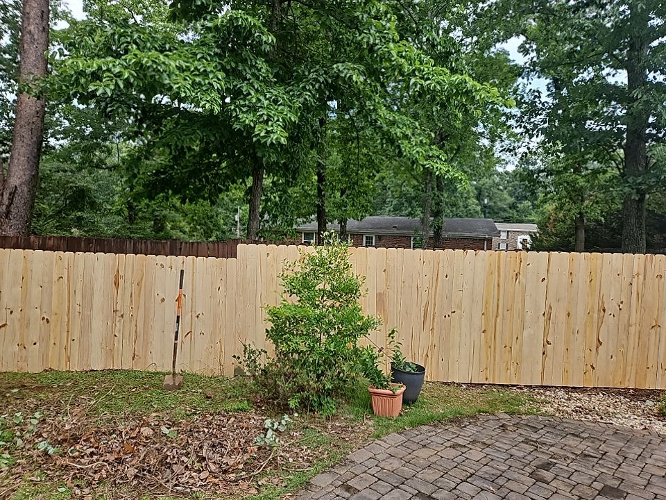 Royal Knoll Lane - Fence Installation  by Pillar and Pine