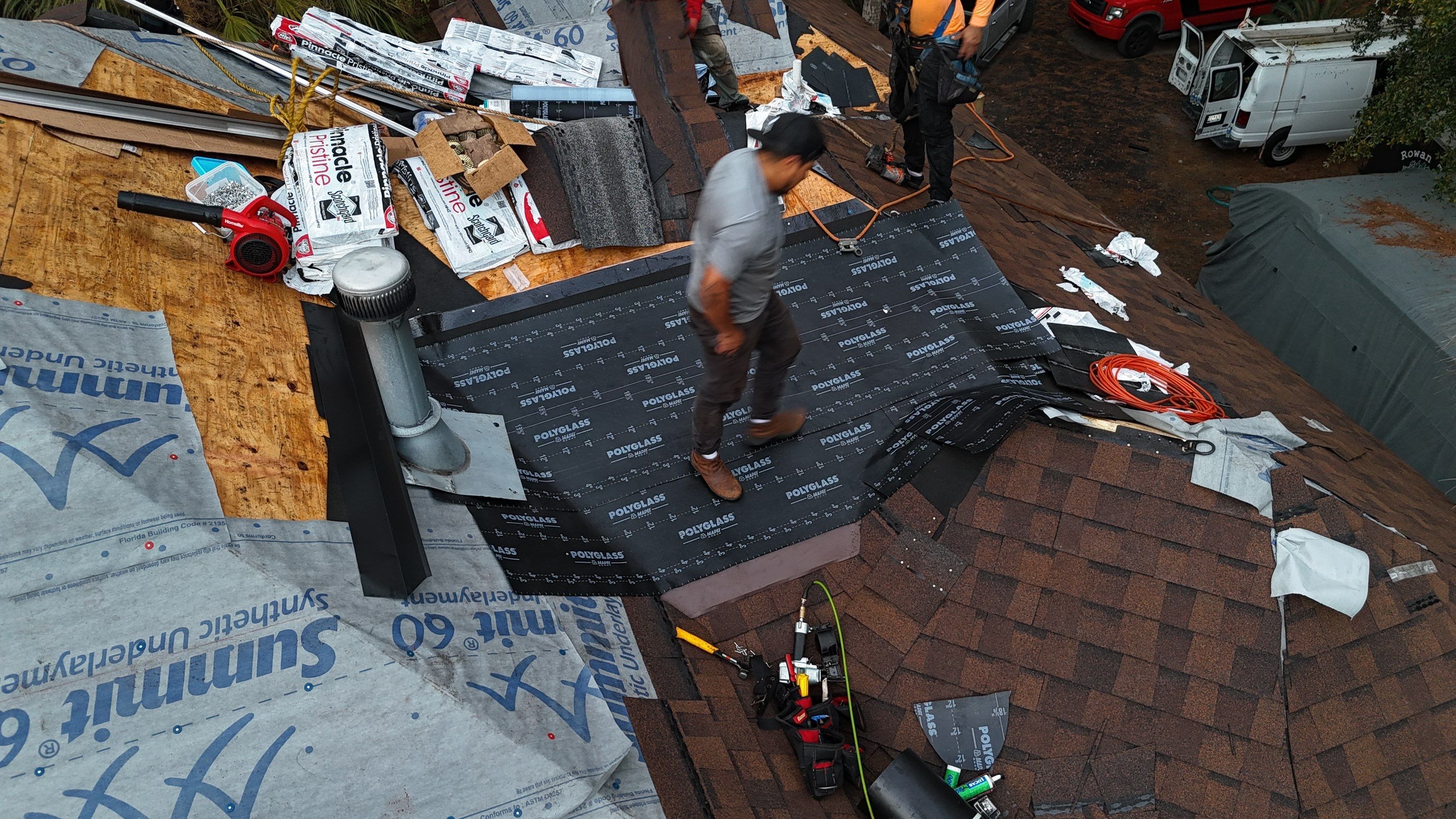 843roof using 1 by 843 Roof, LLC