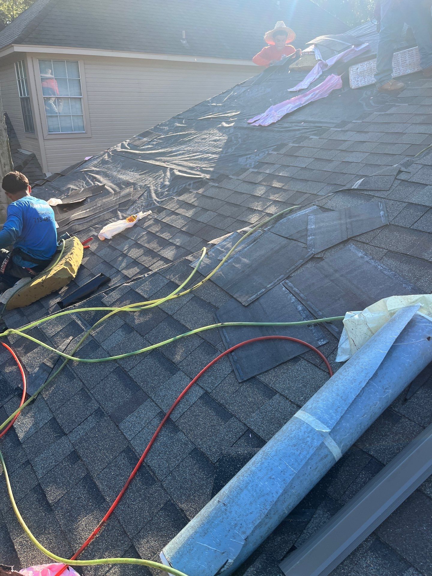 Residential Roofing Installation using Owen's Corning Duration (Lifetime) Shingles by Roof Repair Company