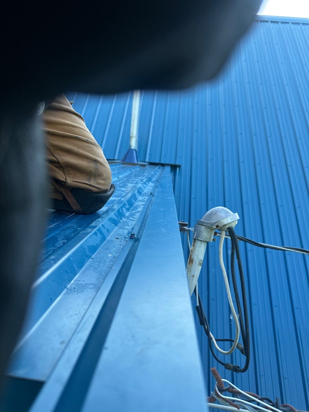 Residential ReRoofing Installation using Duraclad 26ga by Top Notch Roofing Inc