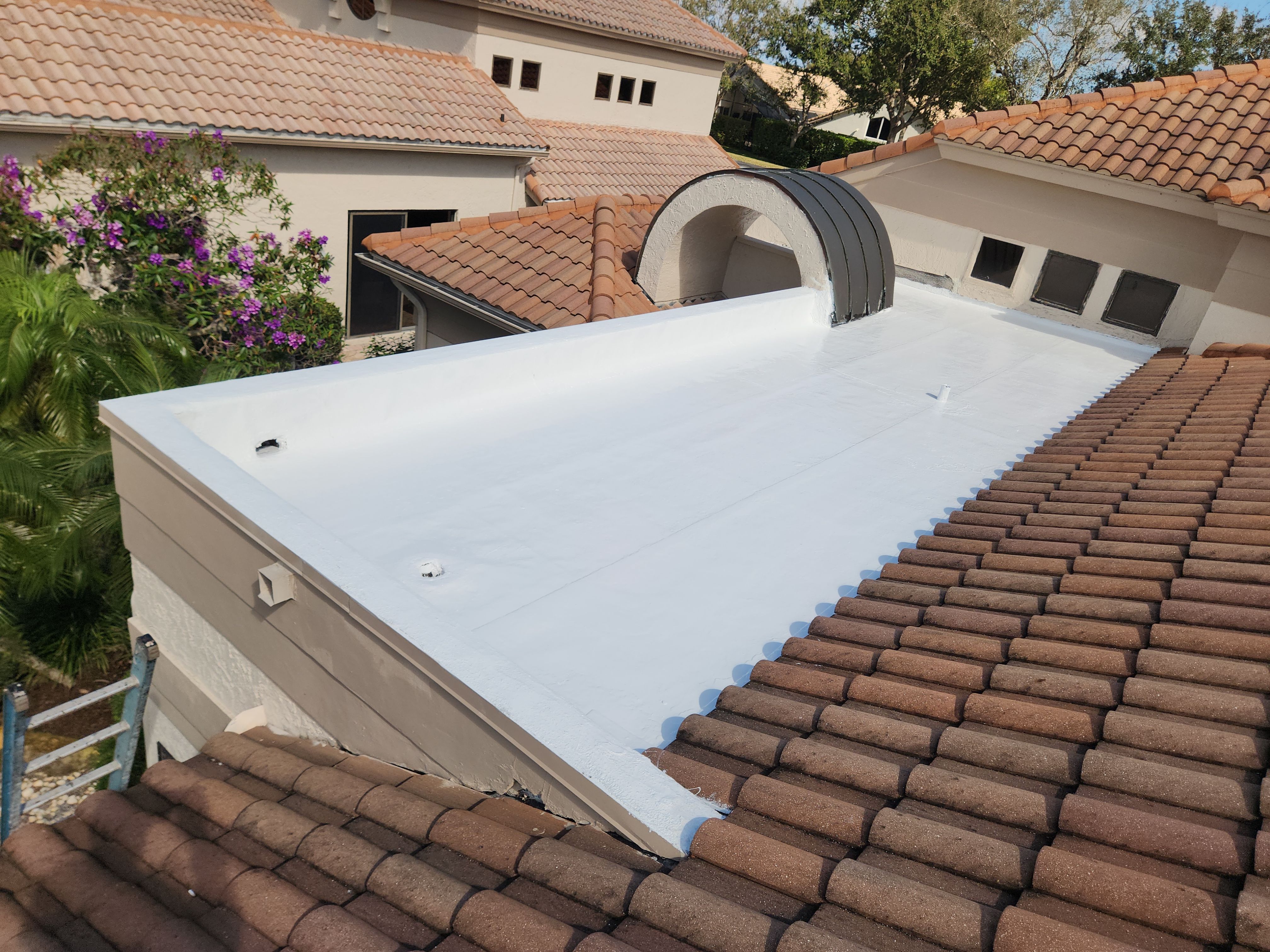 Flat Roof Waterproofing and Silicone Coating in Boca Raton by Aastro Roofing