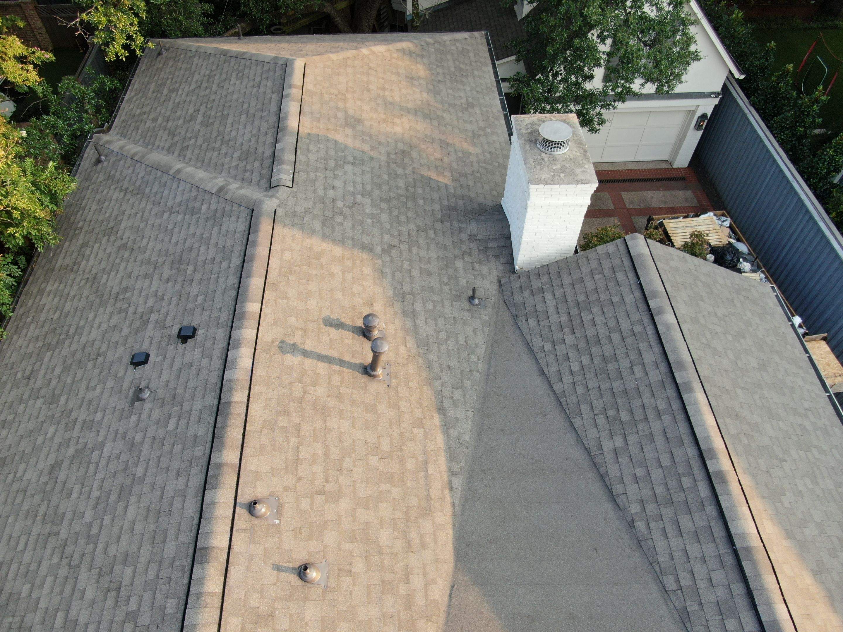 Project in Dallas by Armor Roofing | Exteriors