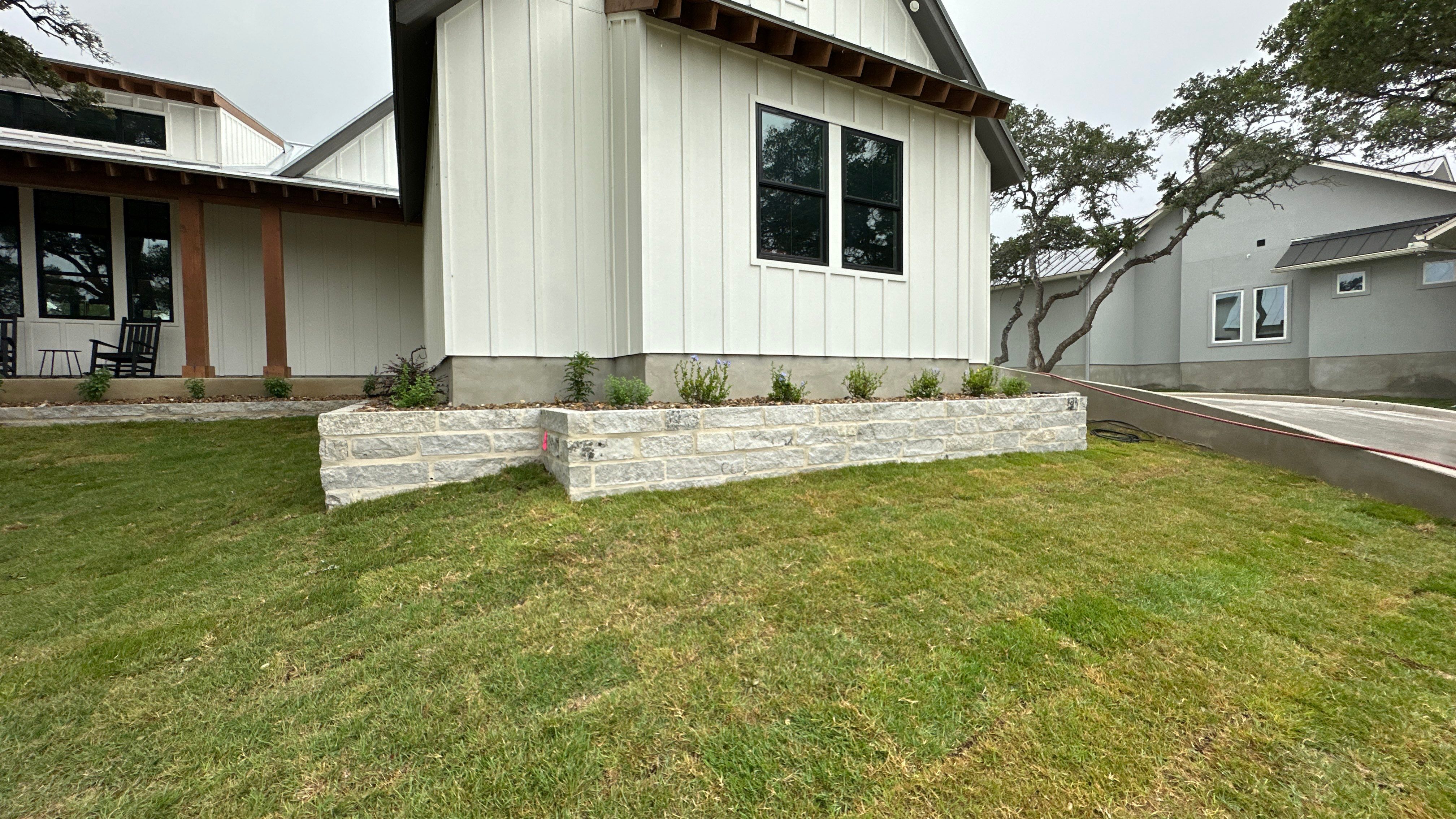 Belle Oaks - V by Singer Services