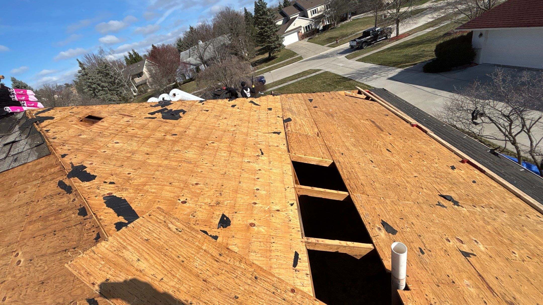Roof Replacement using Owens Corning Midnight Plum by 180 Contractors