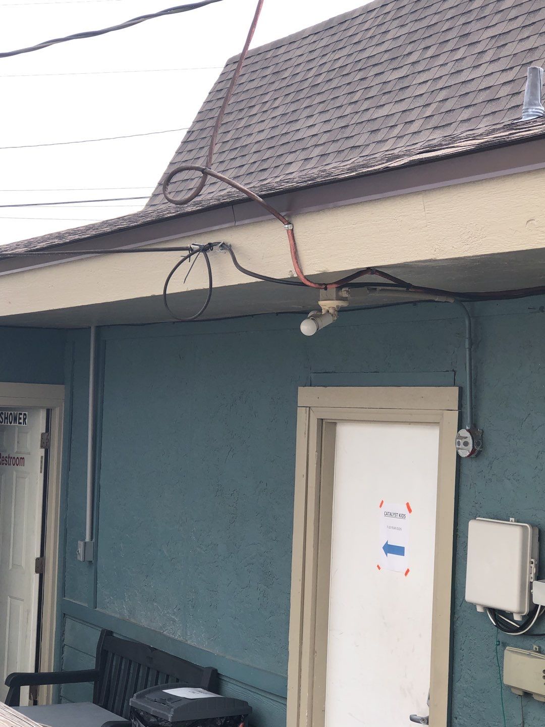 Gutter Installation using Wicker K-Style Seamless Gutters by Gutter Professors