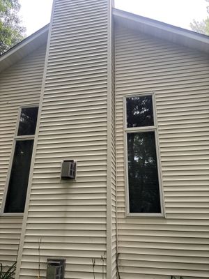 Residential Vinyl Siding Cleaning and Power Washing in Fitchburg
