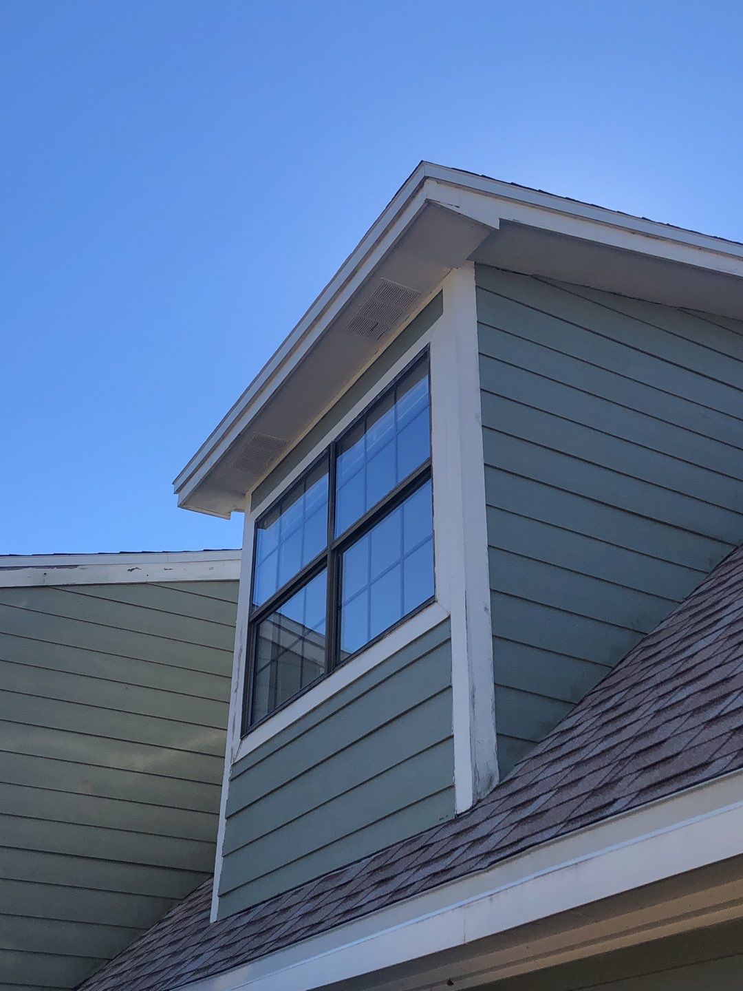 Gutter Installation using K-Style Seamless Gutters by Gutter Professors