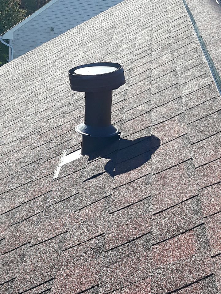 Woodbridge: CertainTeed Landmark Designer Shingles in Cottage Red by RM Banning, Inc.