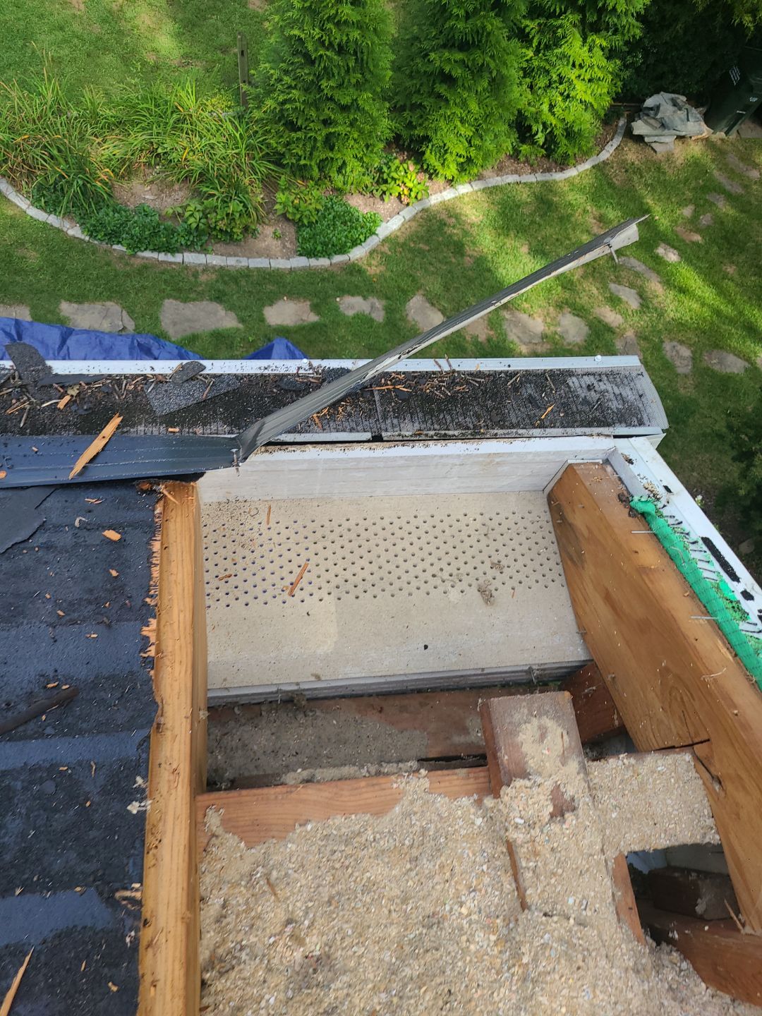 Falls Church: Roof Replacement with CertainTeed Landmark Pro in Max Def Pewterwood by RM Banning, Inc.