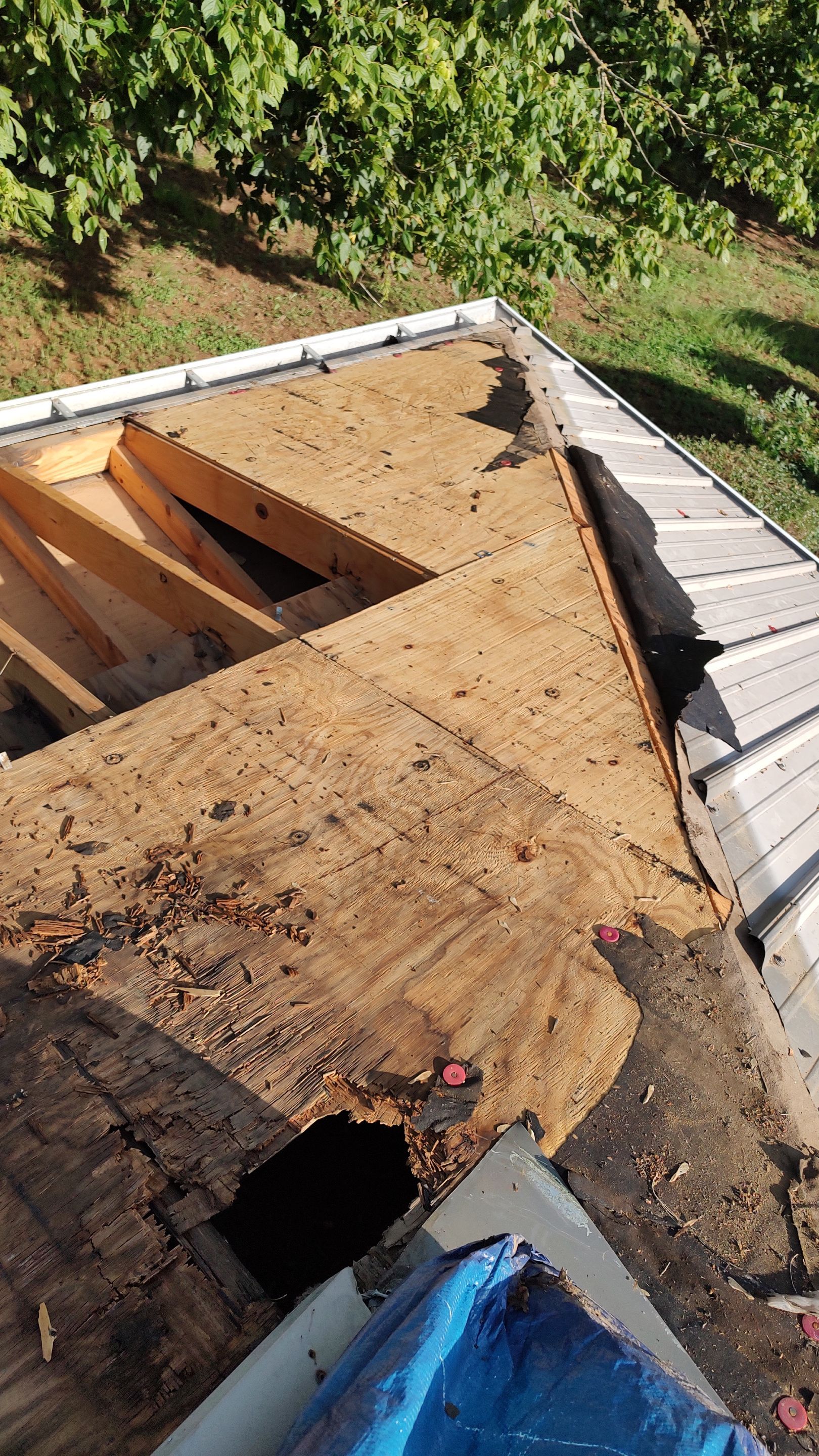 Residential Reroof: 30 Year Architectural Shingle by Hostetler Roofing