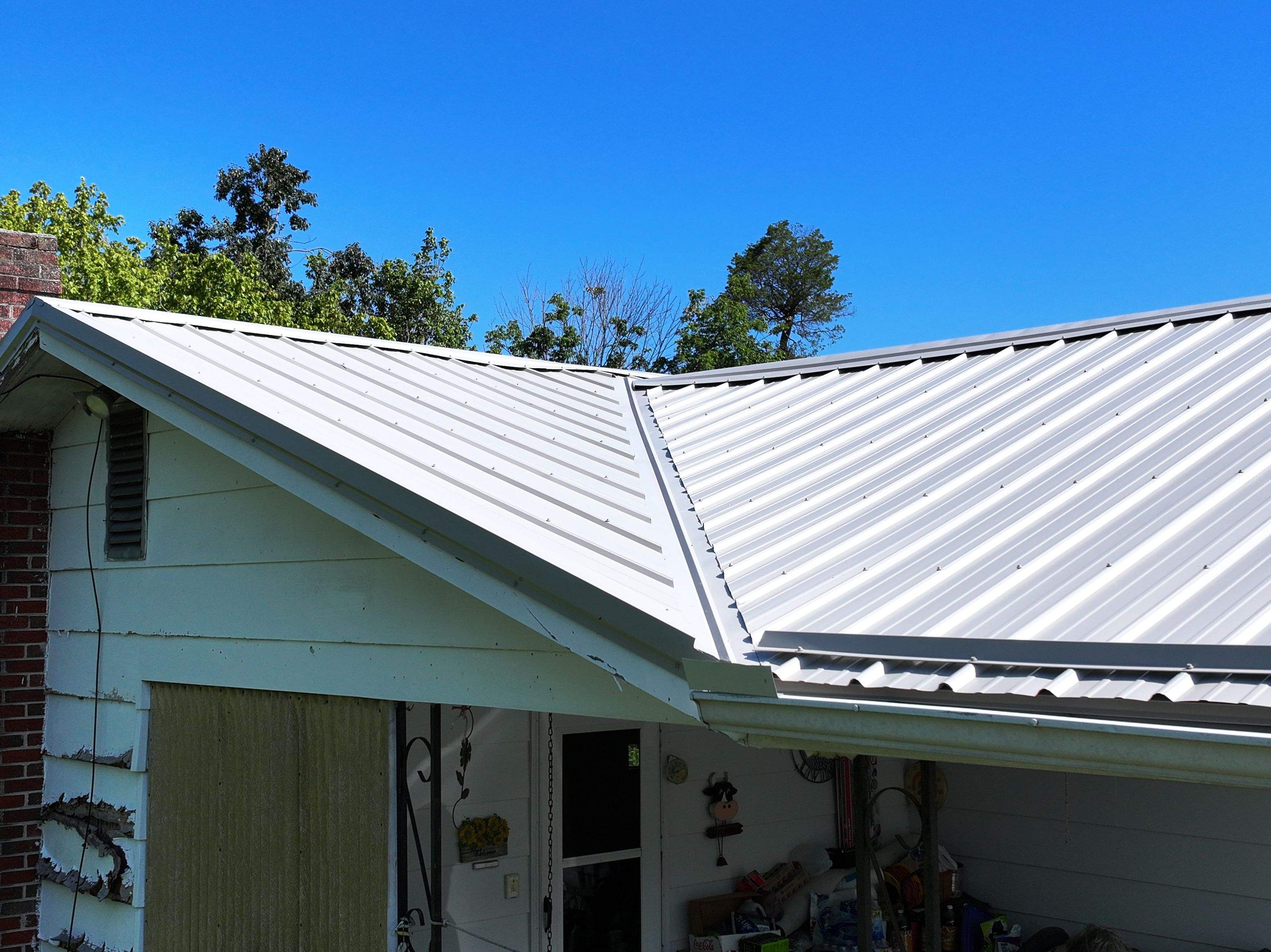 Kyte Residence by Omnia Roofing
