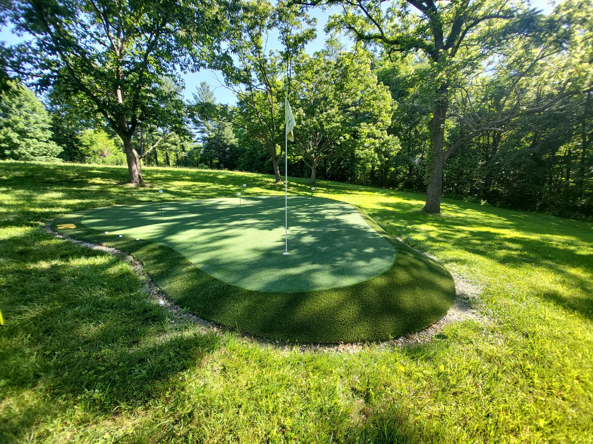 Residential Synthetic Turf Putting Green Installation in Burlington, KY by Southwest Greens Midwest