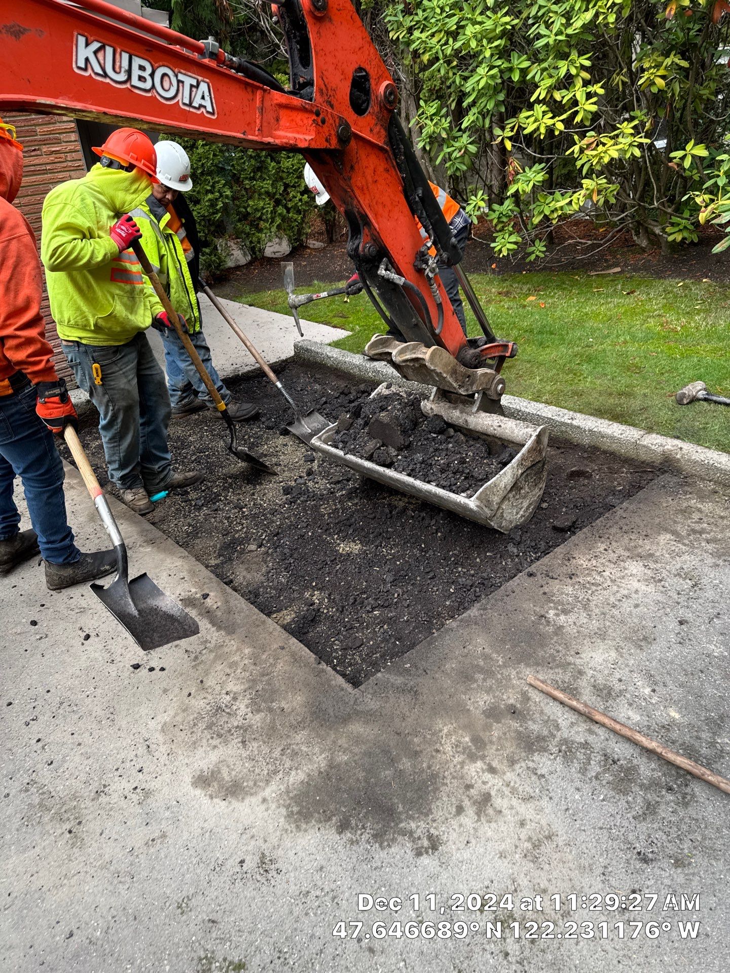 Asphalt Patch Repair | Bellevue  by Jireh Asphalt & Concrete Inc 