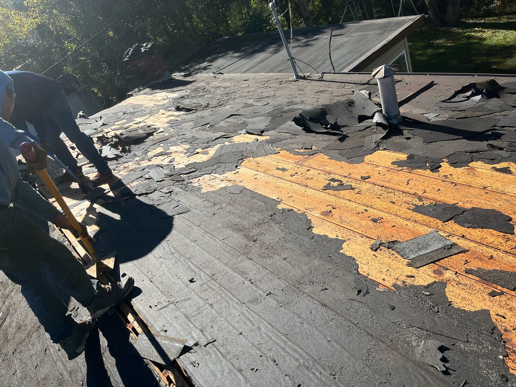 Residential Roofing Installation using GAF Timberline HDZ Shakewood by Rainstoppers Roofing