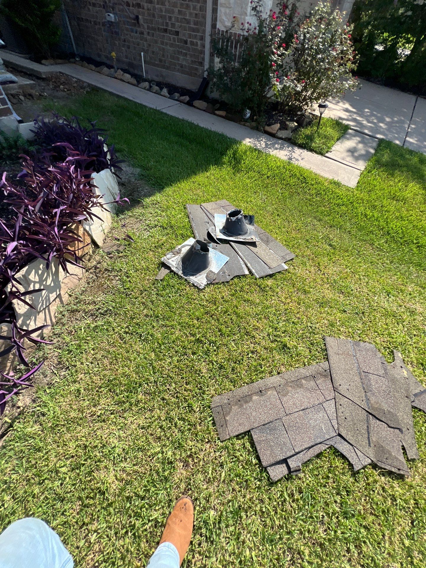 Hail Damage using Owen's Corning Duration (Lifetime) Shingles by Roof Repair Services LLC