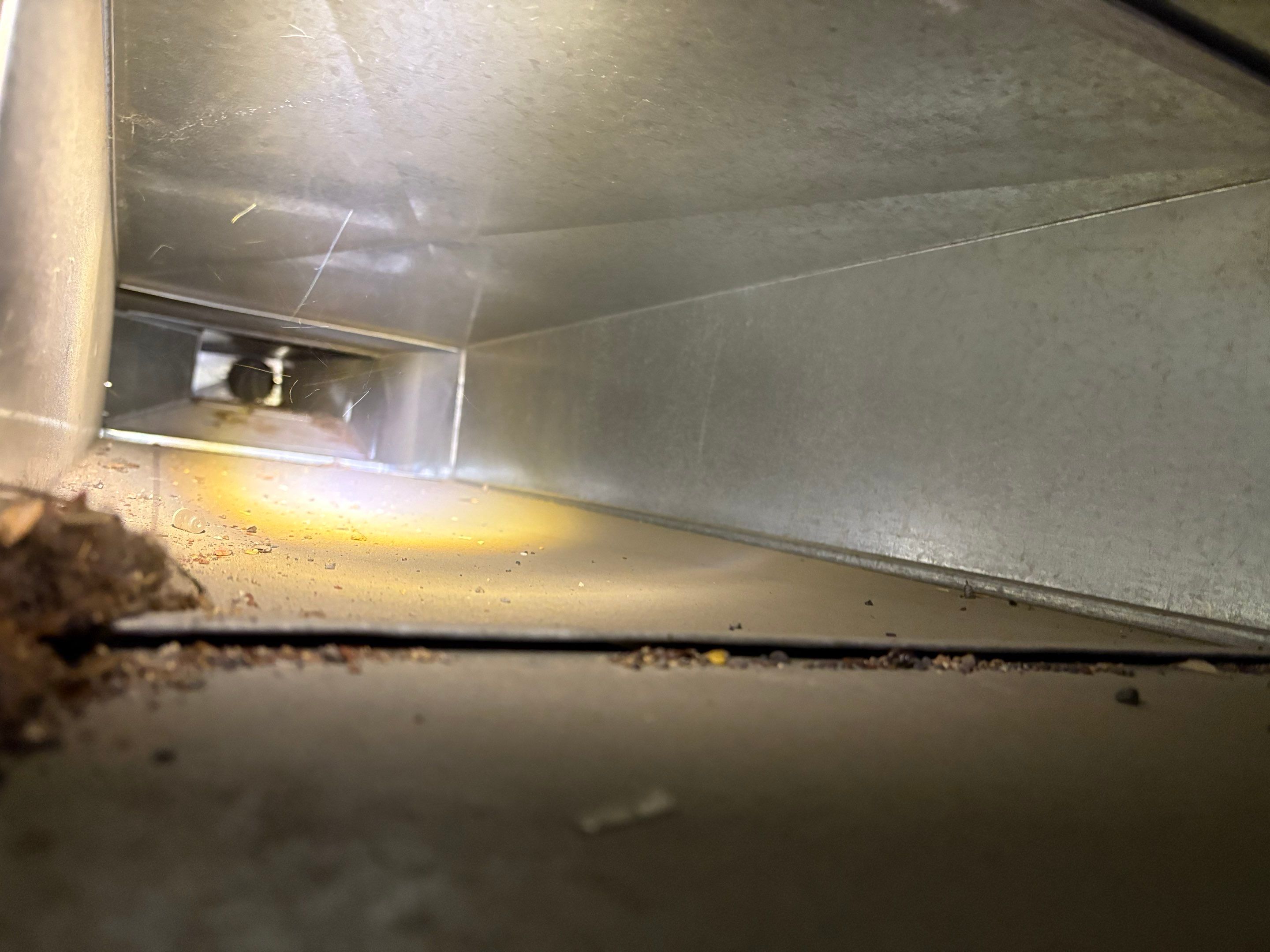 Duct Cleaning in New Market by Elemental Heating and air conditioning LLC
