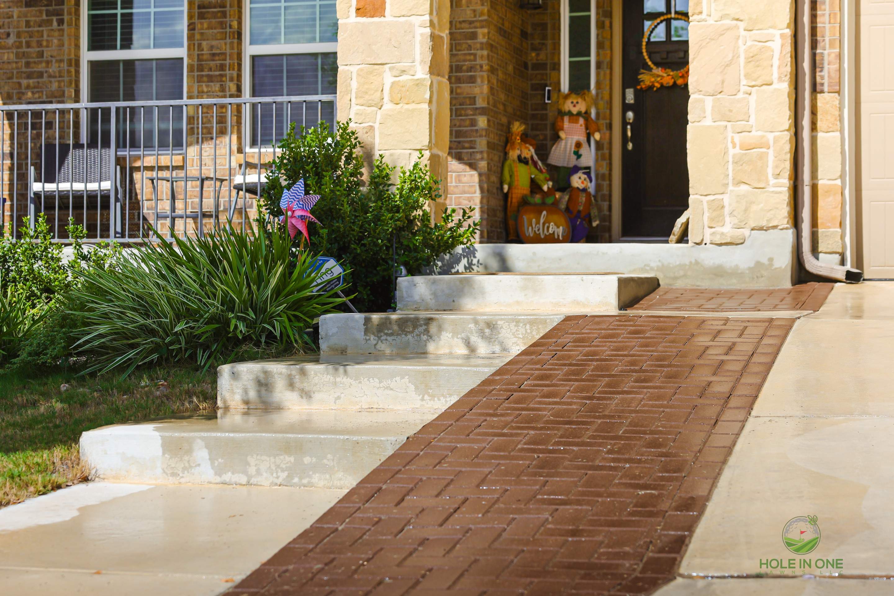 Wortham Oaks, San Antonio Tx. by Hole In One Lawns, LLC