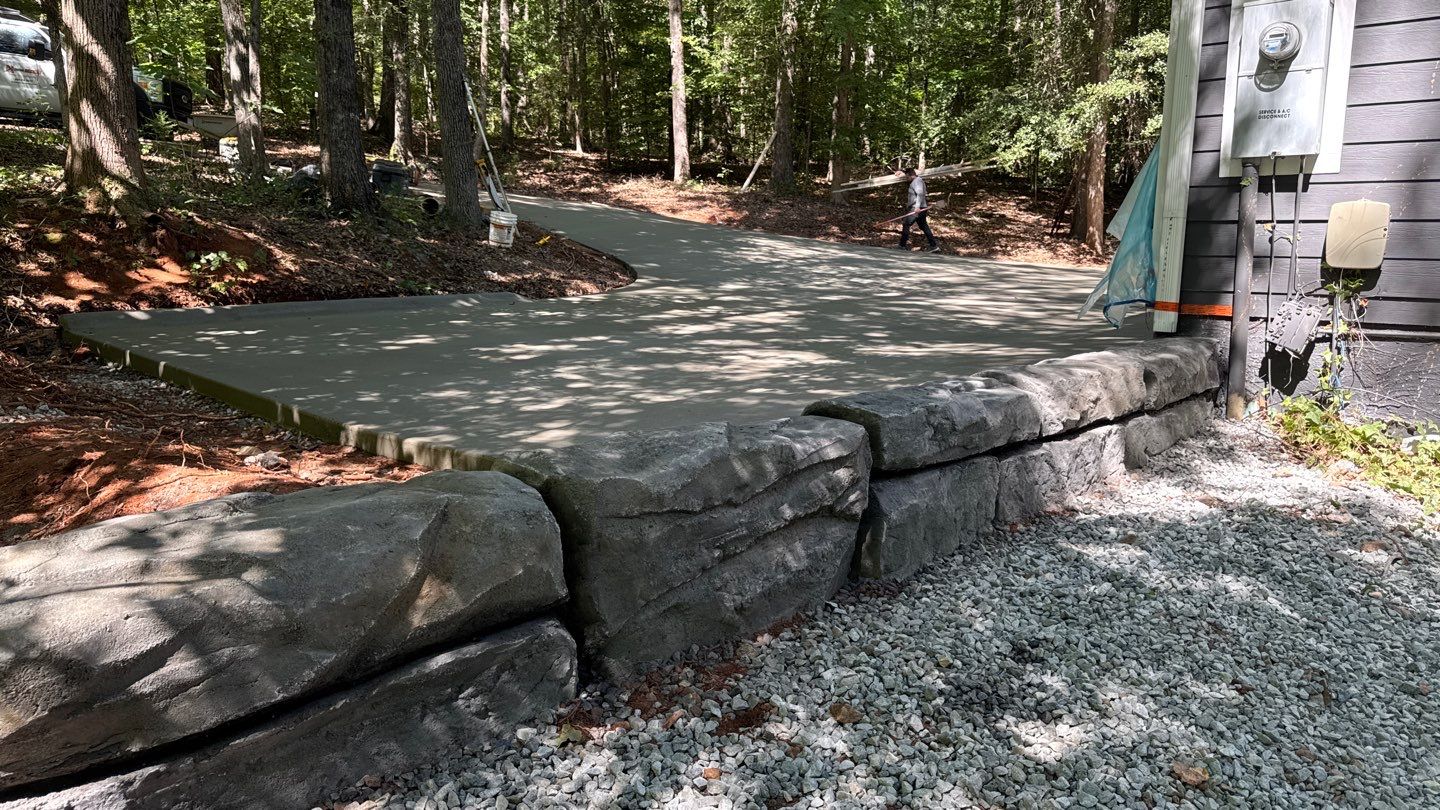 Carved Concrete Retaining Wall by Xtreme Concrete Services