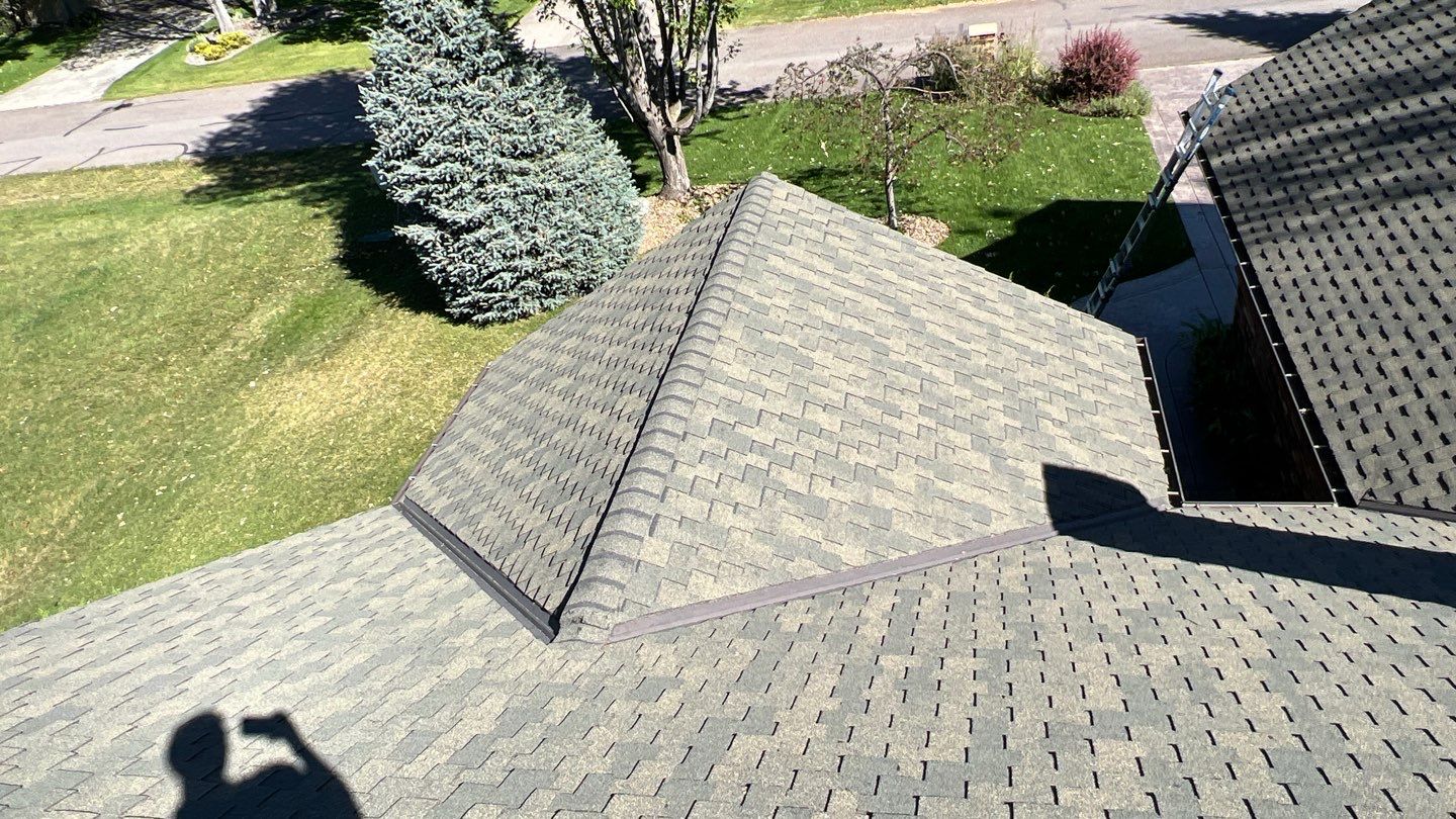 GAF Grand Sequoia - Autumn Brown Blend  by Montana Roofing Solutions