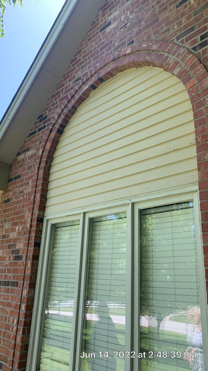 Complete Home Makeover  by EEC  Windows, Siding & Roofing 