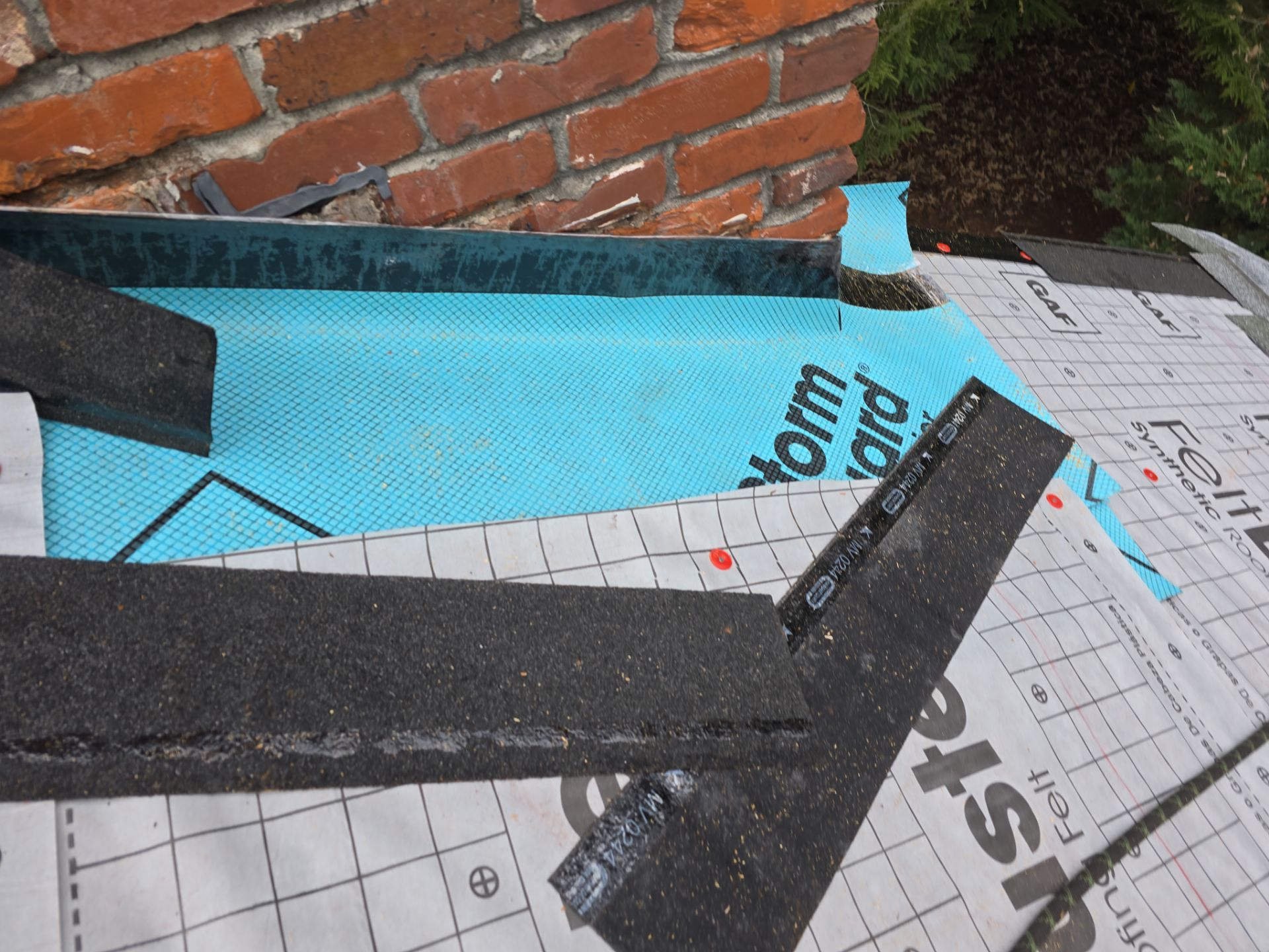 GAF Timberline HDZ in Oyster Grey by Element Pros Roofing, LLC