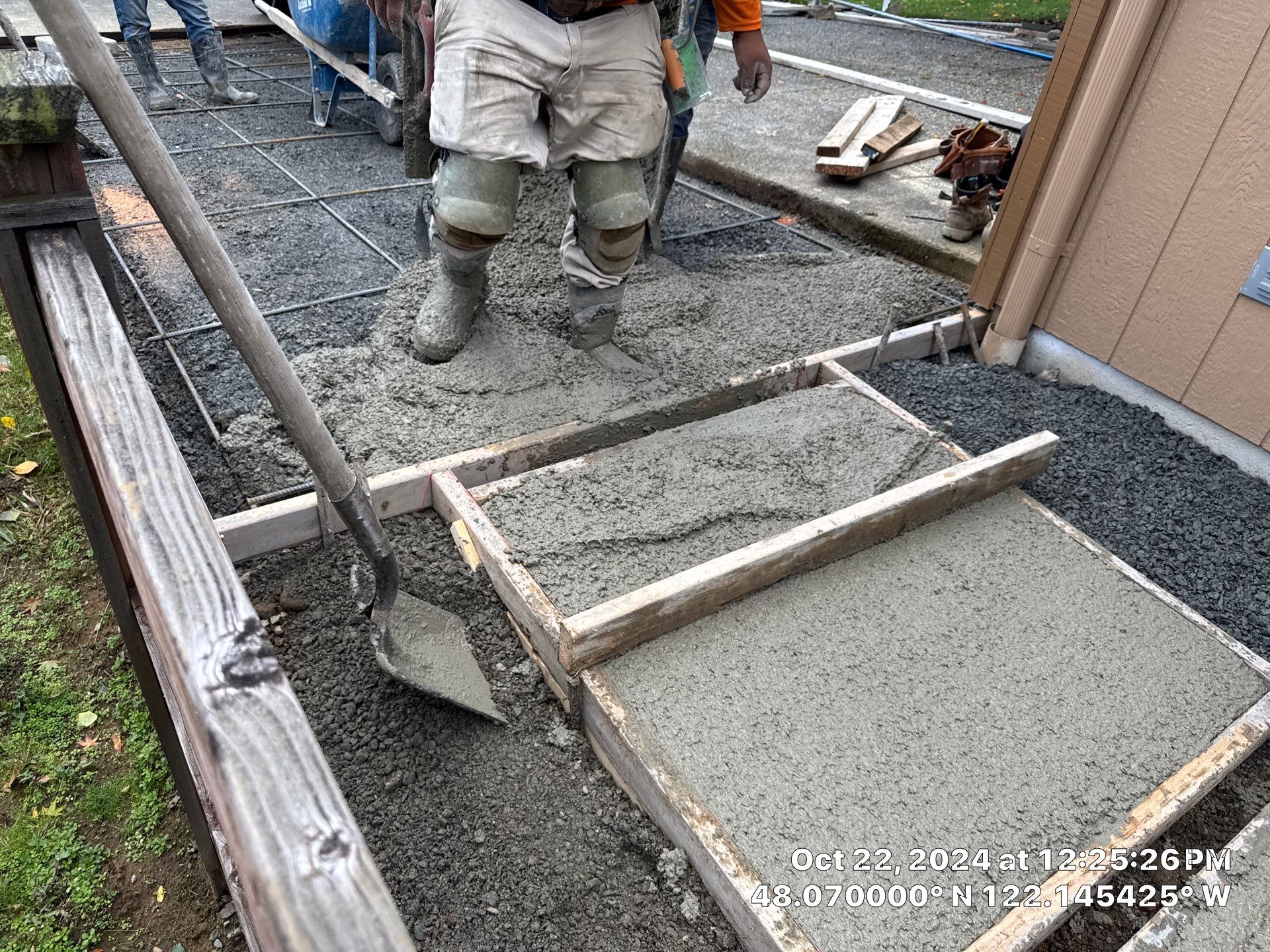 Custom Aggregate Walkway | Marysville  by Jireh Asphalt & Concrete Inc 