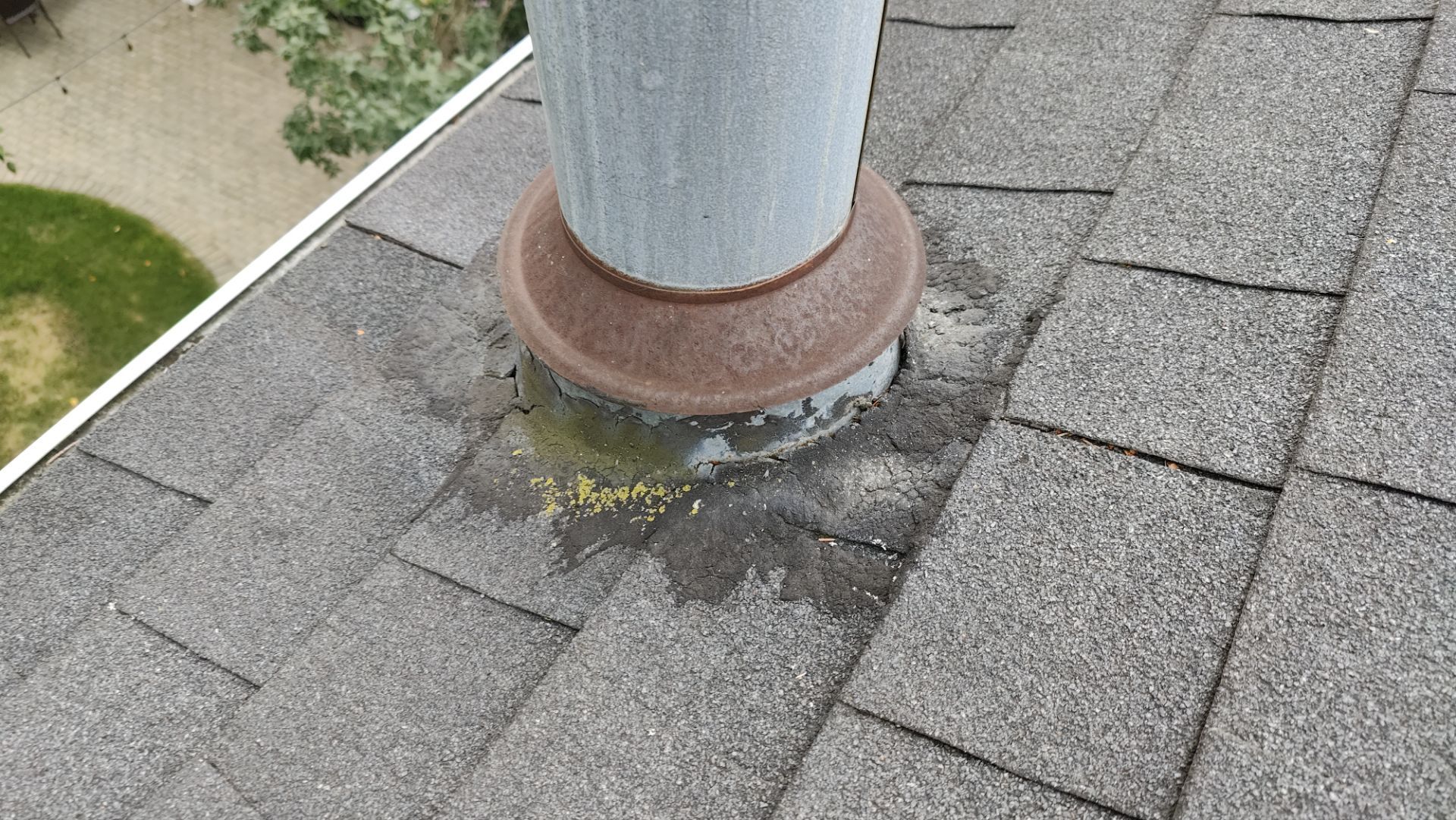 Roof Replacement using Owens Corning Onyx Black by 180 Contractors