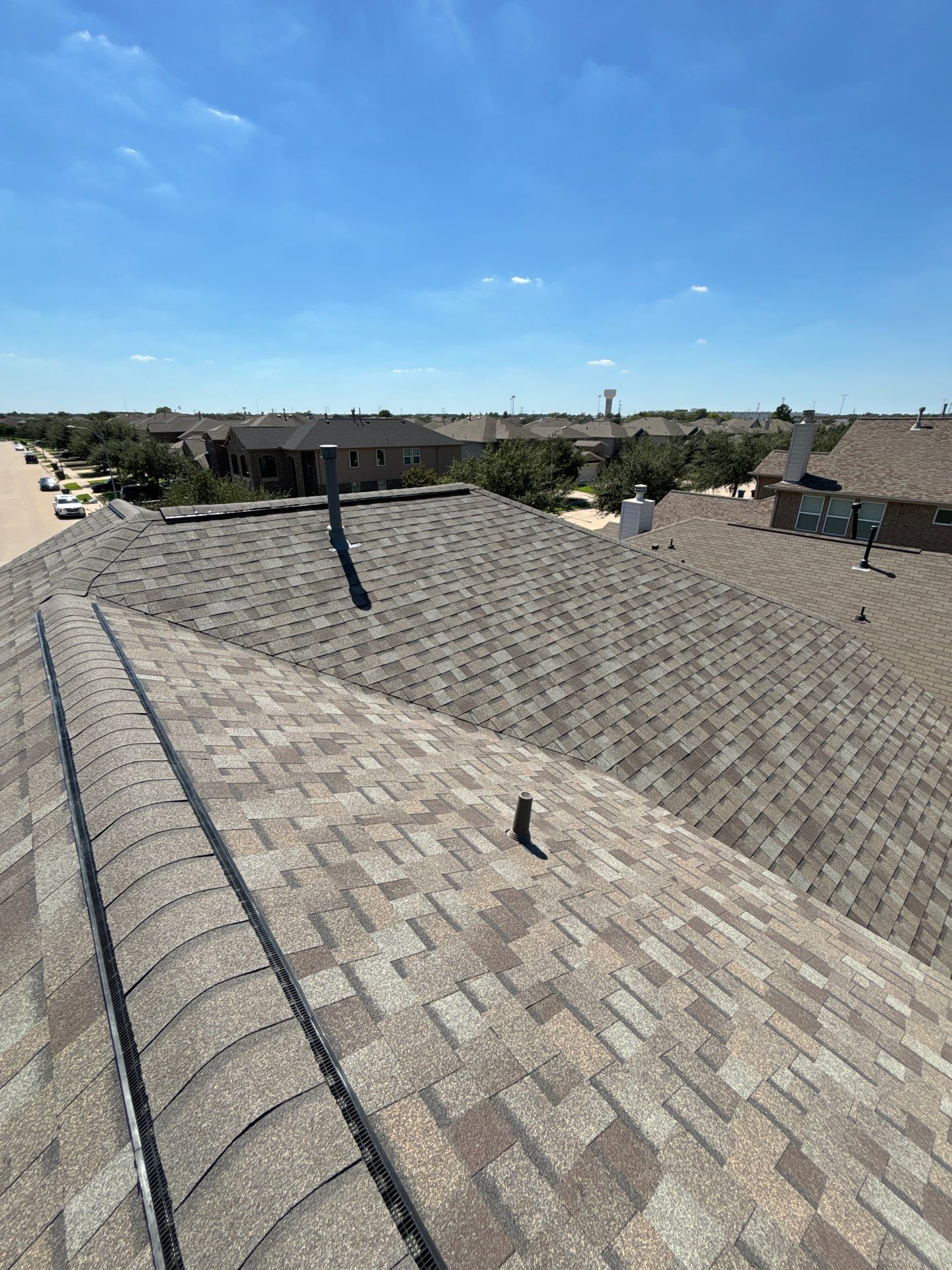 Residential Roofing Installation using Owen's Corning Duration (Lifetime) Shingles by Roof Repair Company