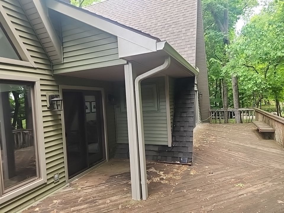 Siding Replacement using CertainTeed Restoration Classis D4 by 180 Contractors