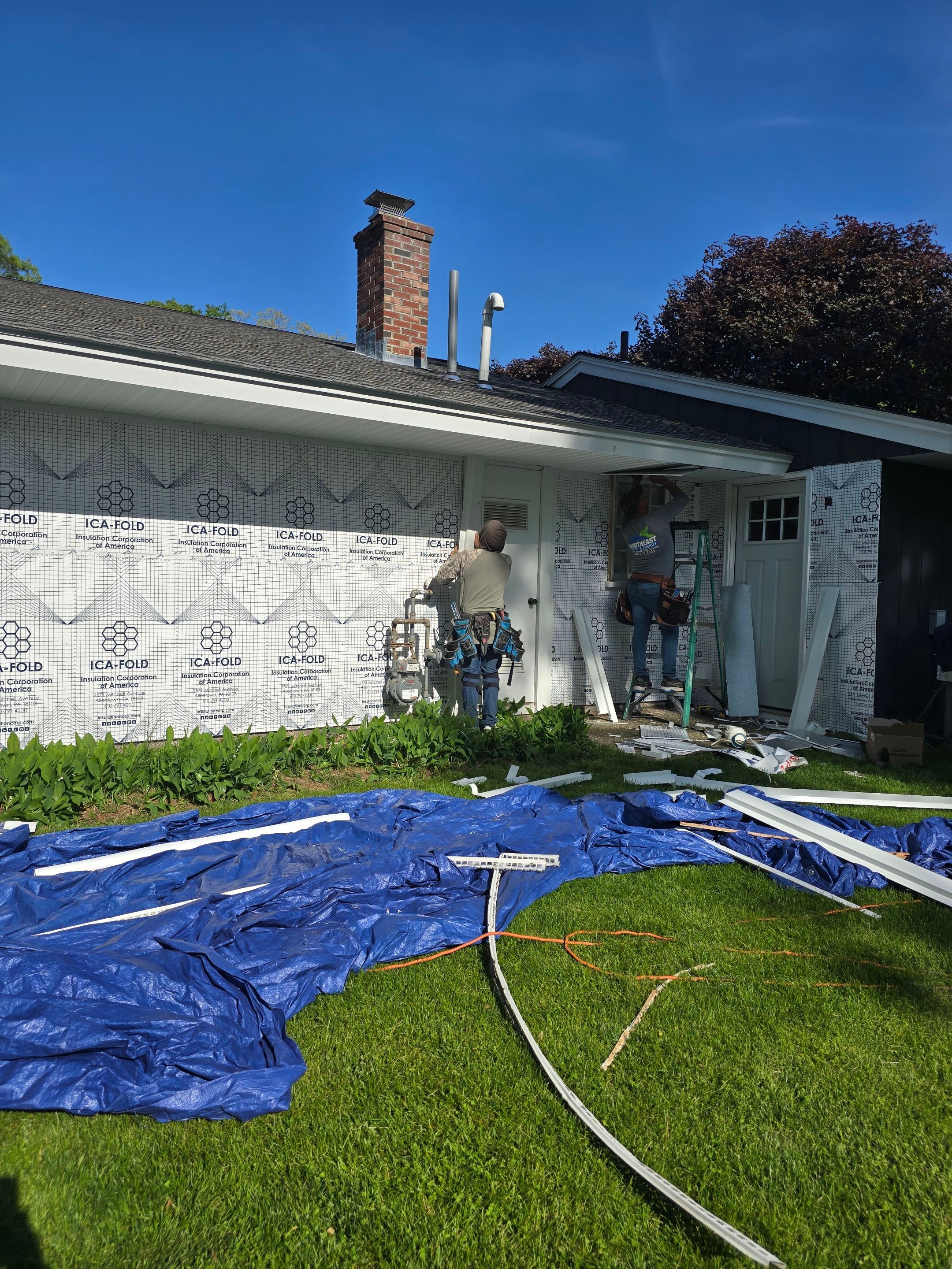Vinyl Siding Transformation – Pacific Blue by Mighty Dog Roofing of Greater Middlesex County
