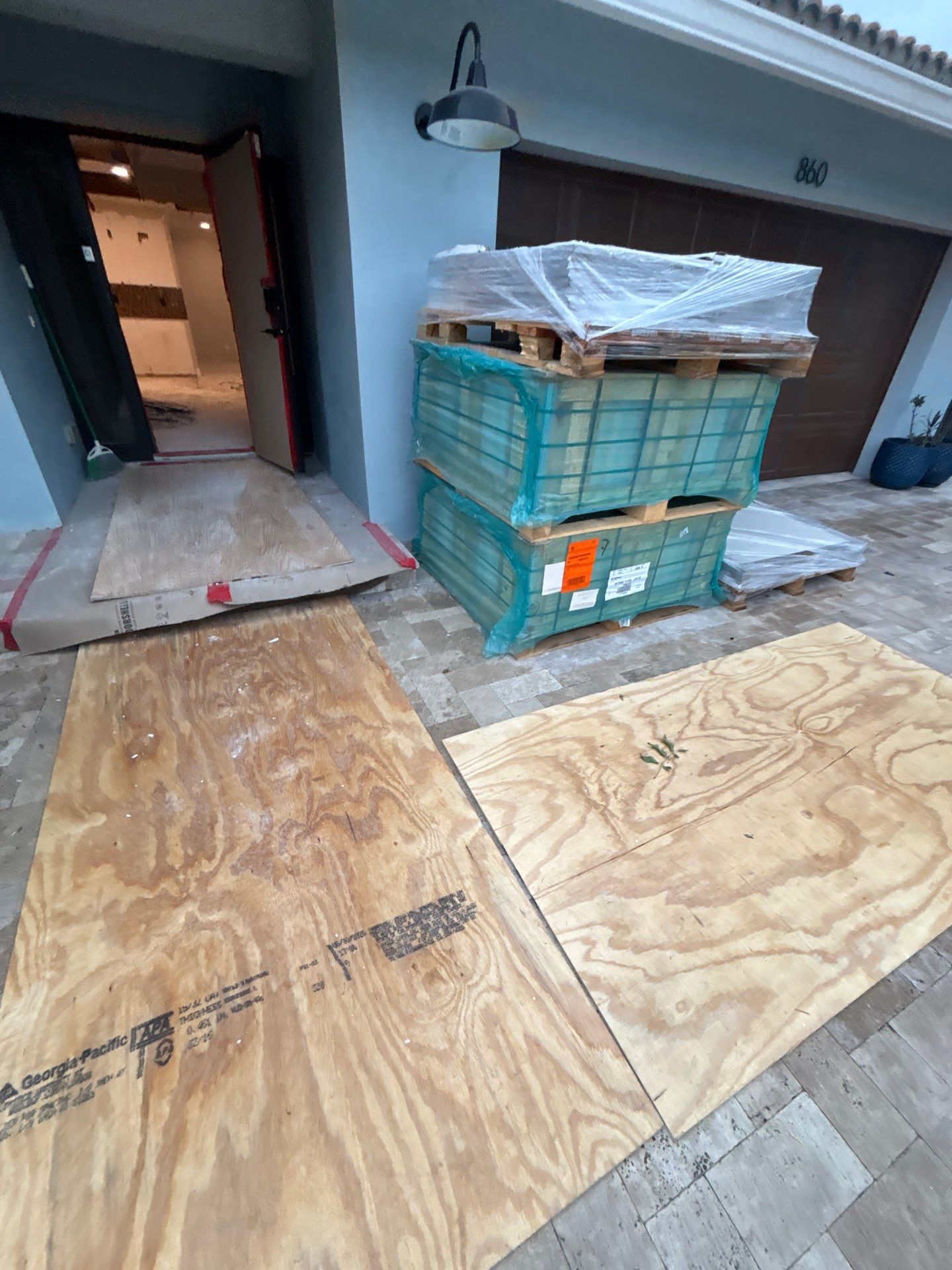 48x48 Flooring - East Boca Raton by Hevi Tile
