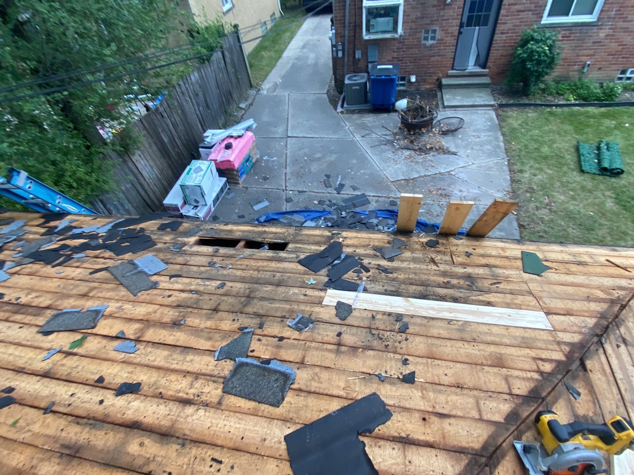 Roof Replacement using CertainTeed Landmark by 180 Contractors