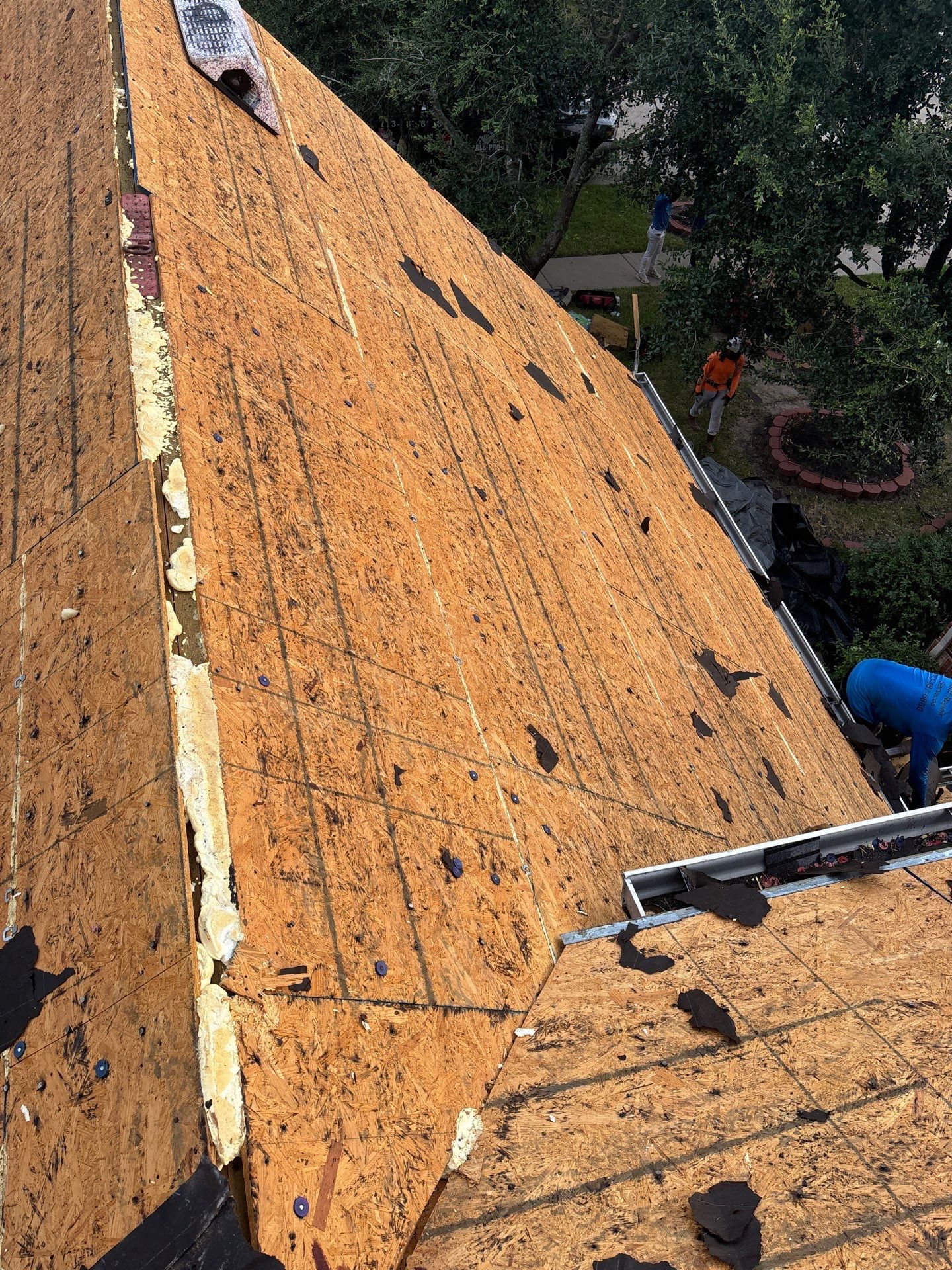 Residential Roofing Installation using Owen's Corning Duration (Lifetime) Shingles by Roof Repair Company