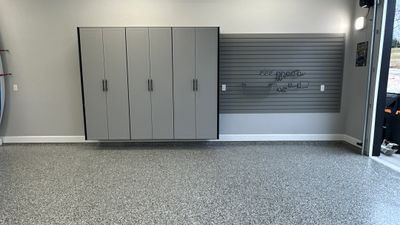 Pat F upgraded his garage with a cool Two-tone cabinet setup