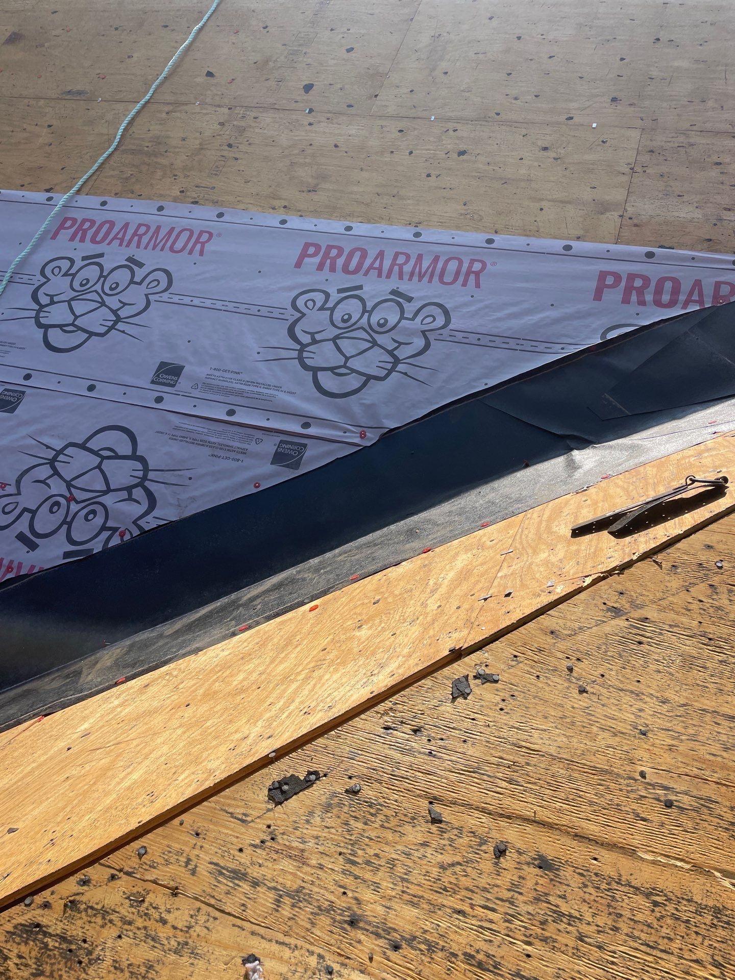 Roof Installation Houston by Roof Repair Company