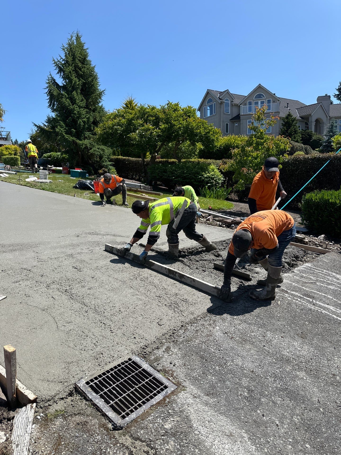 Concrete Driveway Repair | Edmonds  by Jireh Asphalt & Concrete Inc 