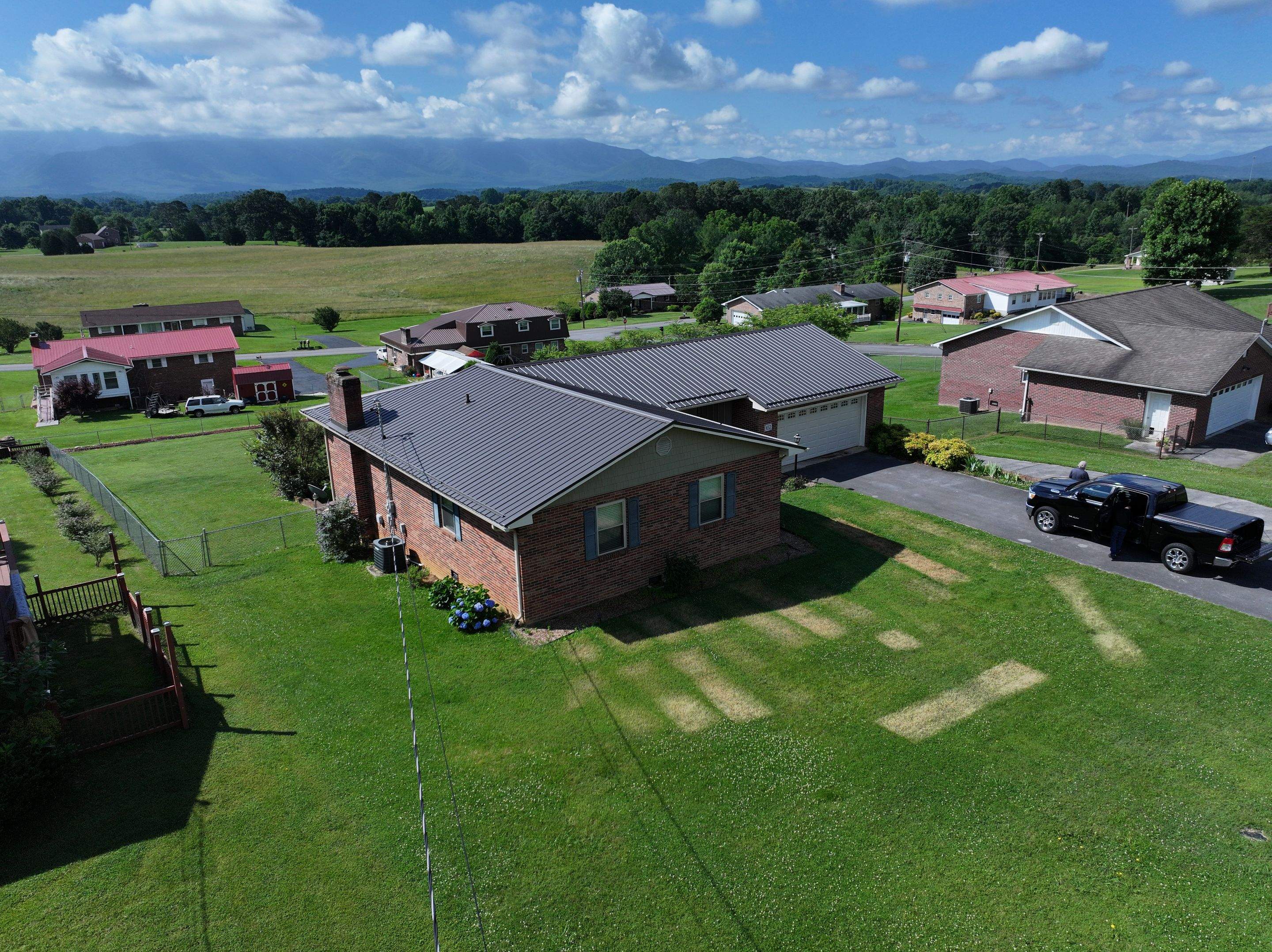 Maximoff Residence by Omnia Roofing