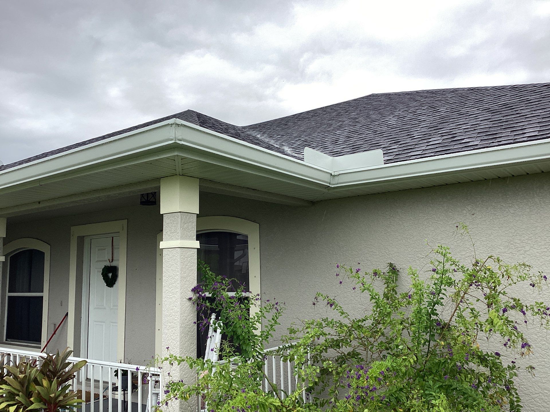 Seamless Gutters Project in Cape Coral Fl by Gutter Professors
